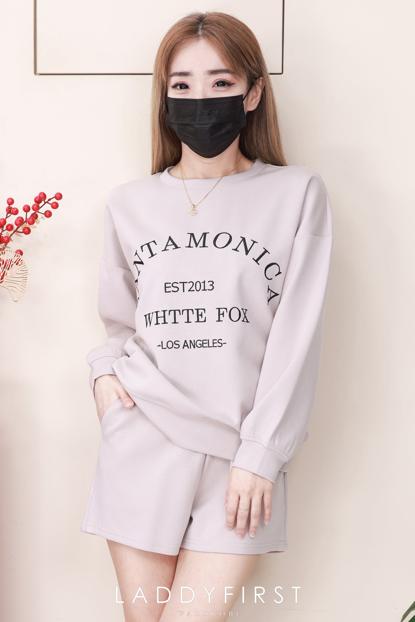 【SS3544】🌟推荐🌟【LFW独家小圆饼】高品质空气棉质宽松版简约休闲套装 宽松版刺绣字母长袖上衣➕松紧腰弹力休闲百搭短裤，有口袋 ❤️❤️