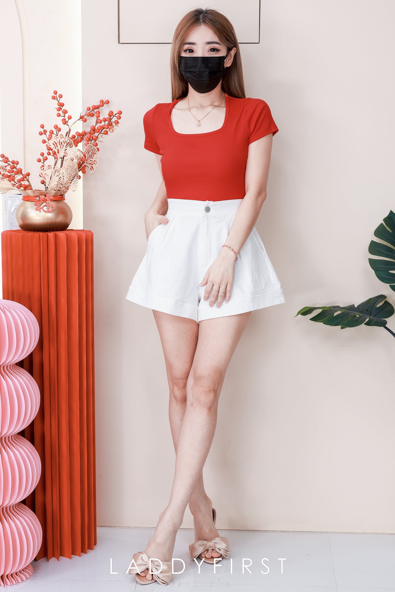 【S82544】高品质极简简约COTTON JEANS牛仔宽腿高腰百搭短裤，后腰伸缩弹力有口袋 ❤️❤️