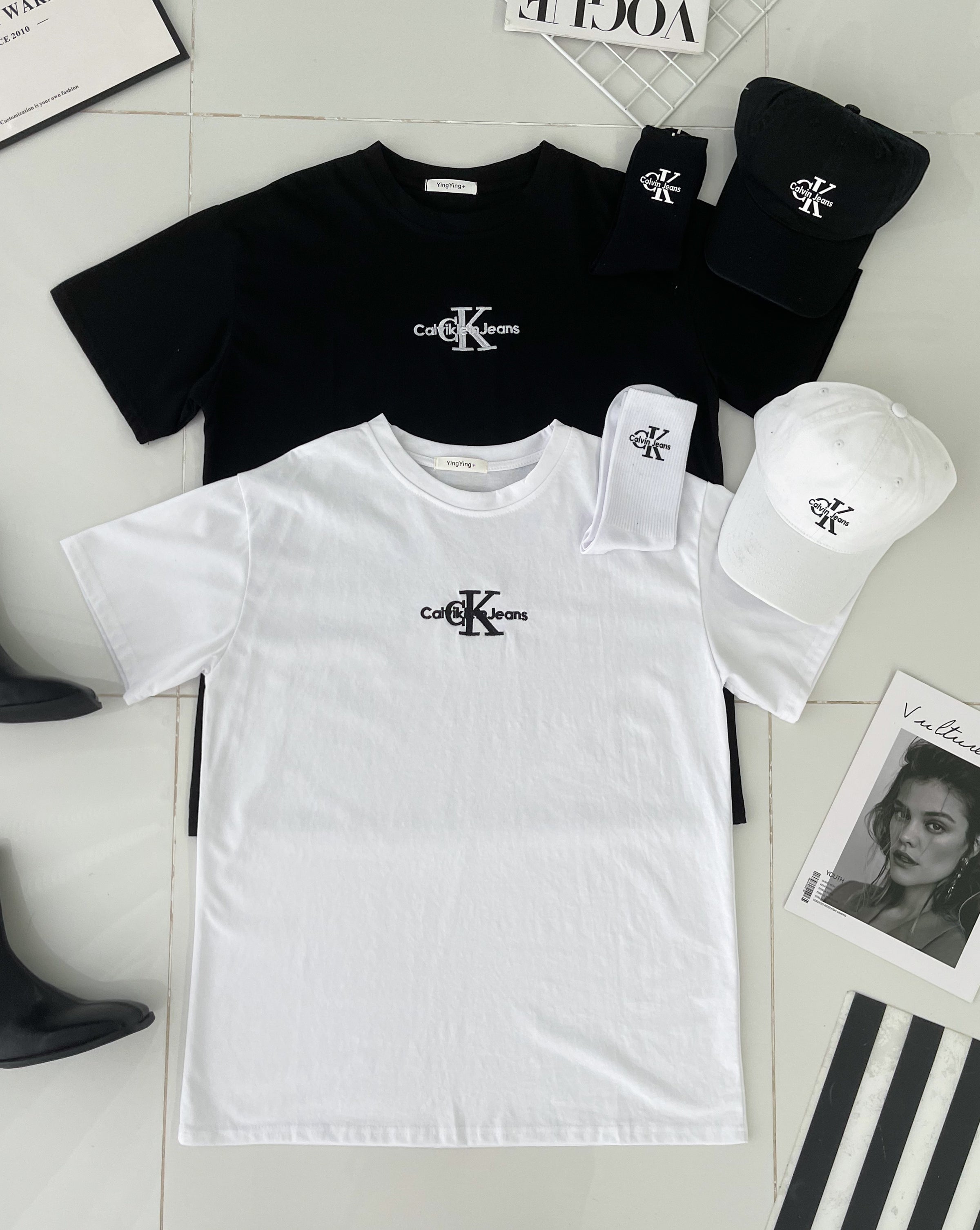 【O2088-8】CK高品质三件套男女同款圆领短袖CK刺绣Oversized 休闲上衣➕帽子➕袜子 ❤❤【A-RU1】