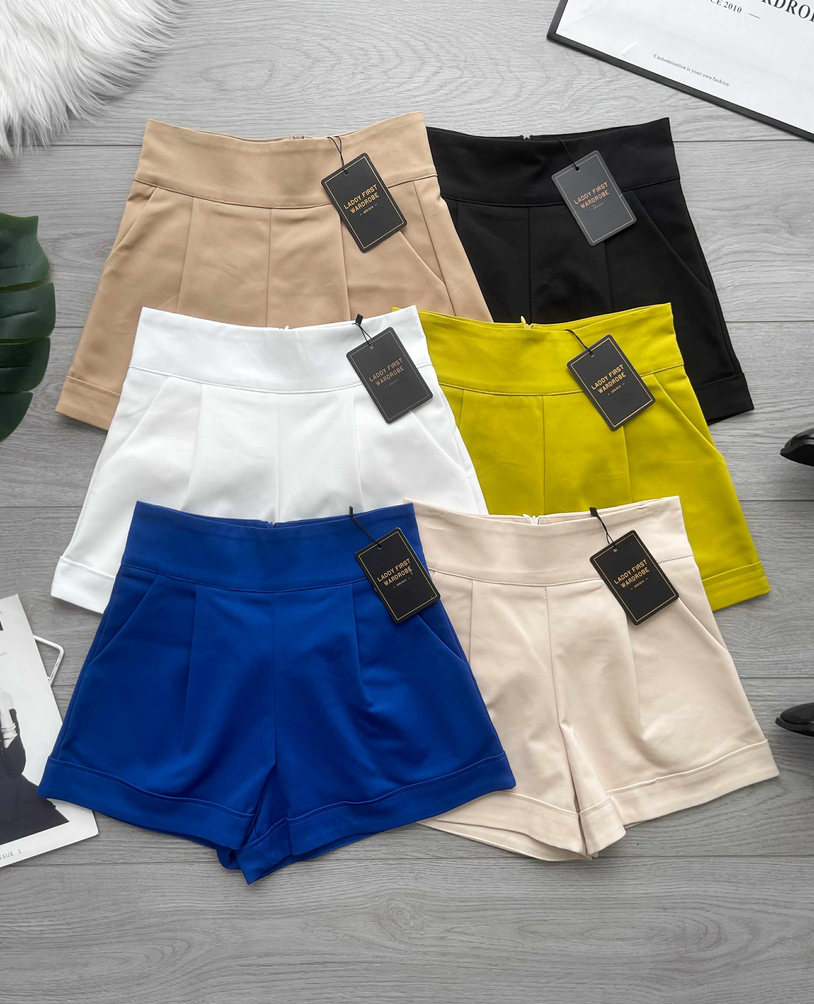 【S6422】✨独家爆单王✨ 独家定制款高品质简约日常西装万能高腰阔腿百搭短裤，有口袋 后中拉链 ❤️❤️