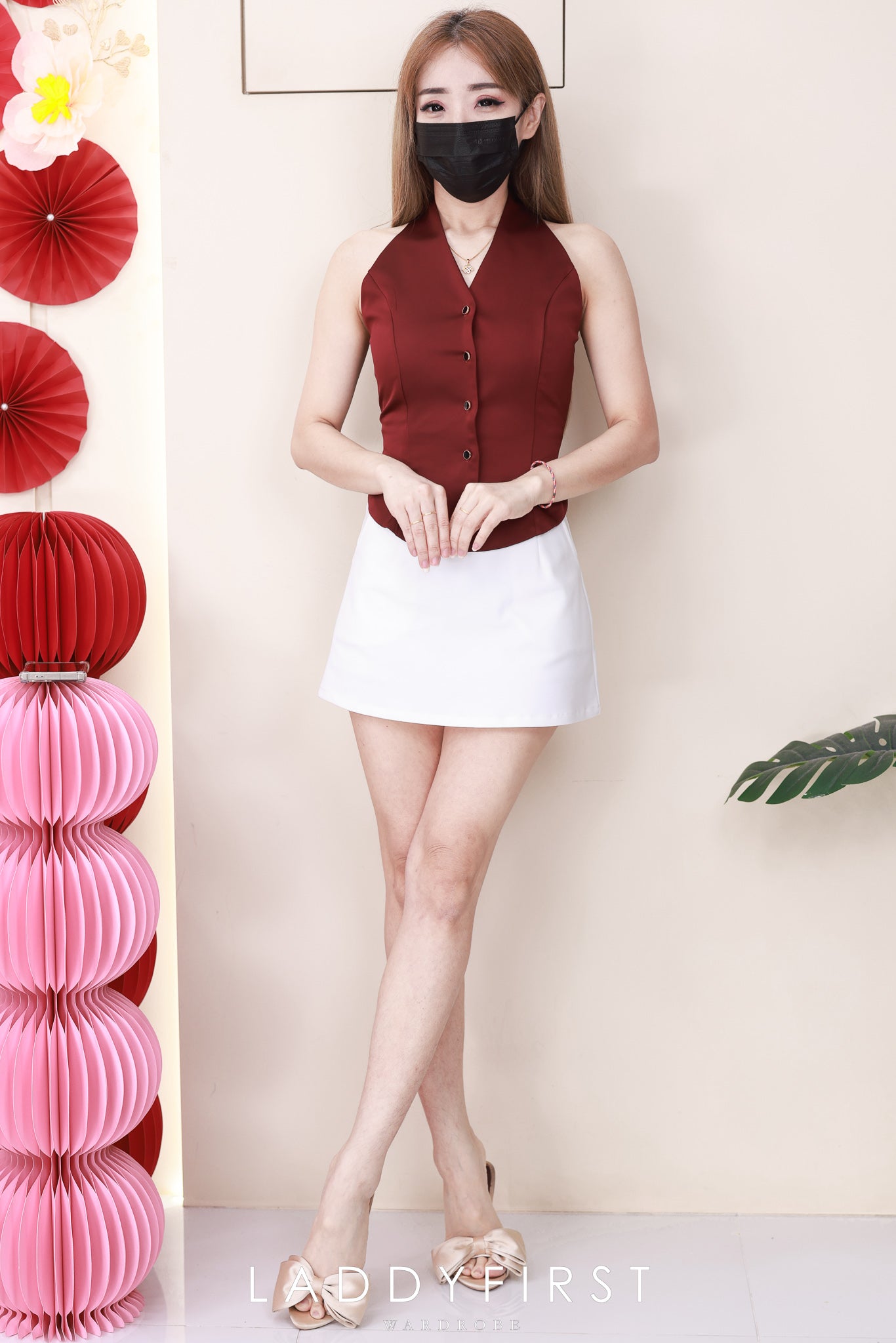 【T2799】高品质御姐风肖肩露锁骨马甲式缎面气质上衣 ❤❤