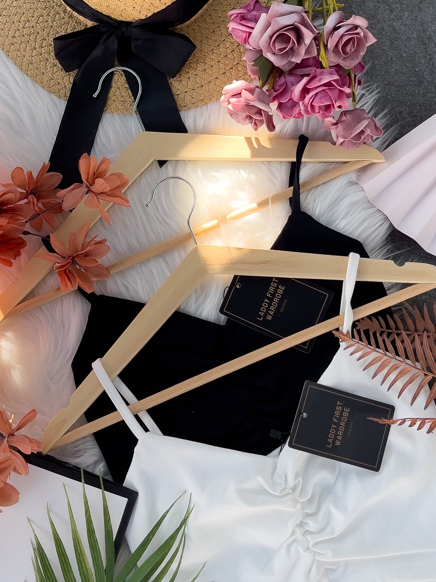 【T3358】V领小皱褶设计细带无袖纯棉弹力内搭上衣 ❤❤【A-R2-C2】