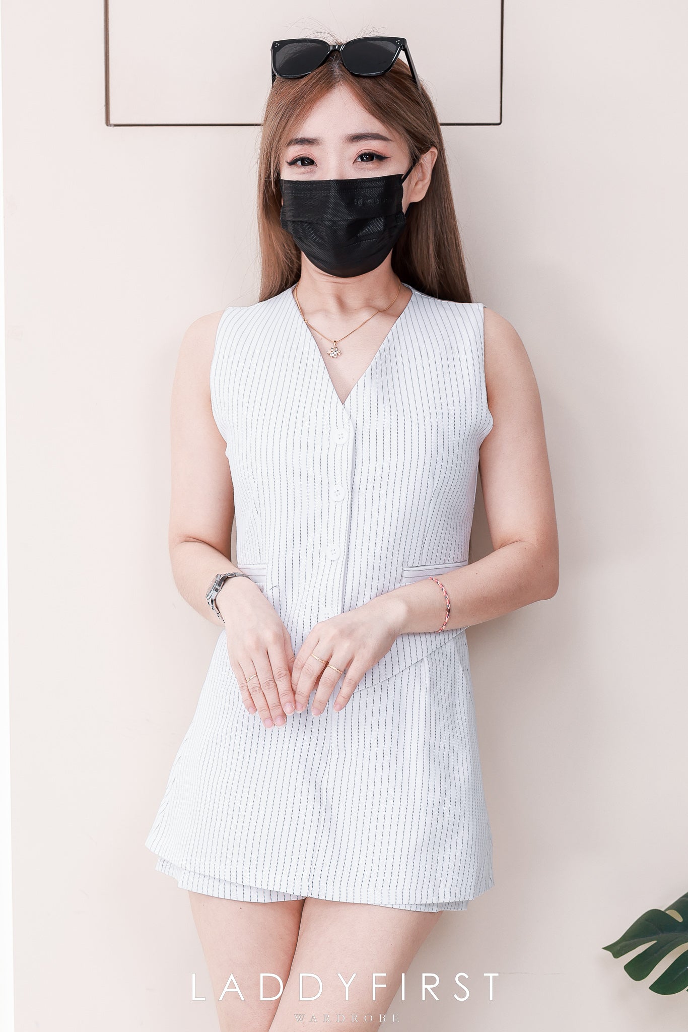 【SS2533】高品质两件式御姐风线条马甲式西装套装 马甲式上衣➕前后裙子高腰百搭裤裙，有口袋 ❤️❤️