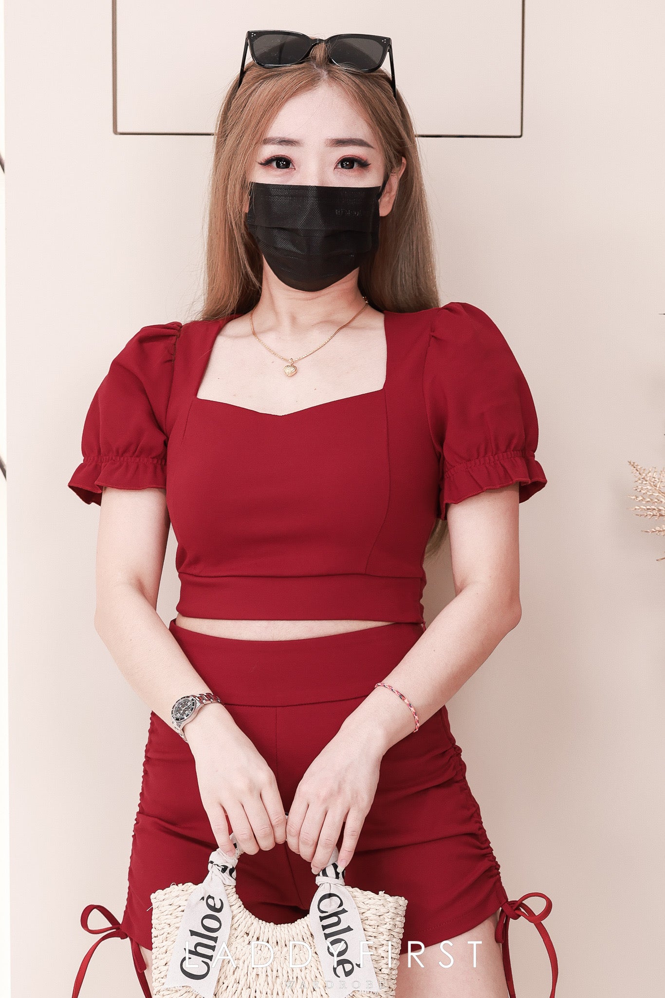 【SS210183】【网站福利款✨】【LFW独家小圆饼】两件式厚实罗马时装套装 砖石领上衣➕抽绳高腰短裤