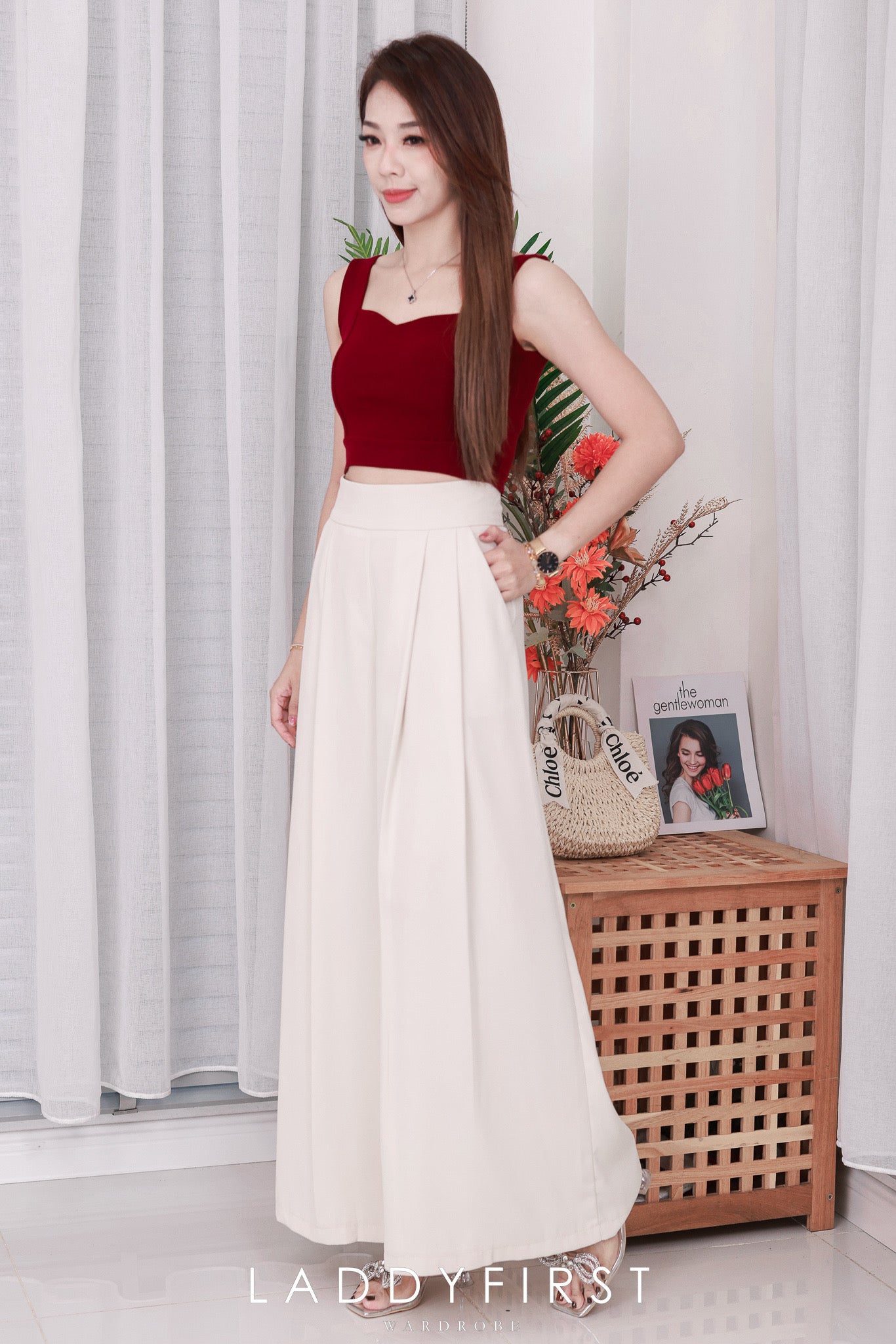 【T66162】🧧 宠粉福利回馈 🧧 独家爆款无拼缝双层爱心领无袖百搭小内搭上衣 ❤️❤️【A-R3-C3】