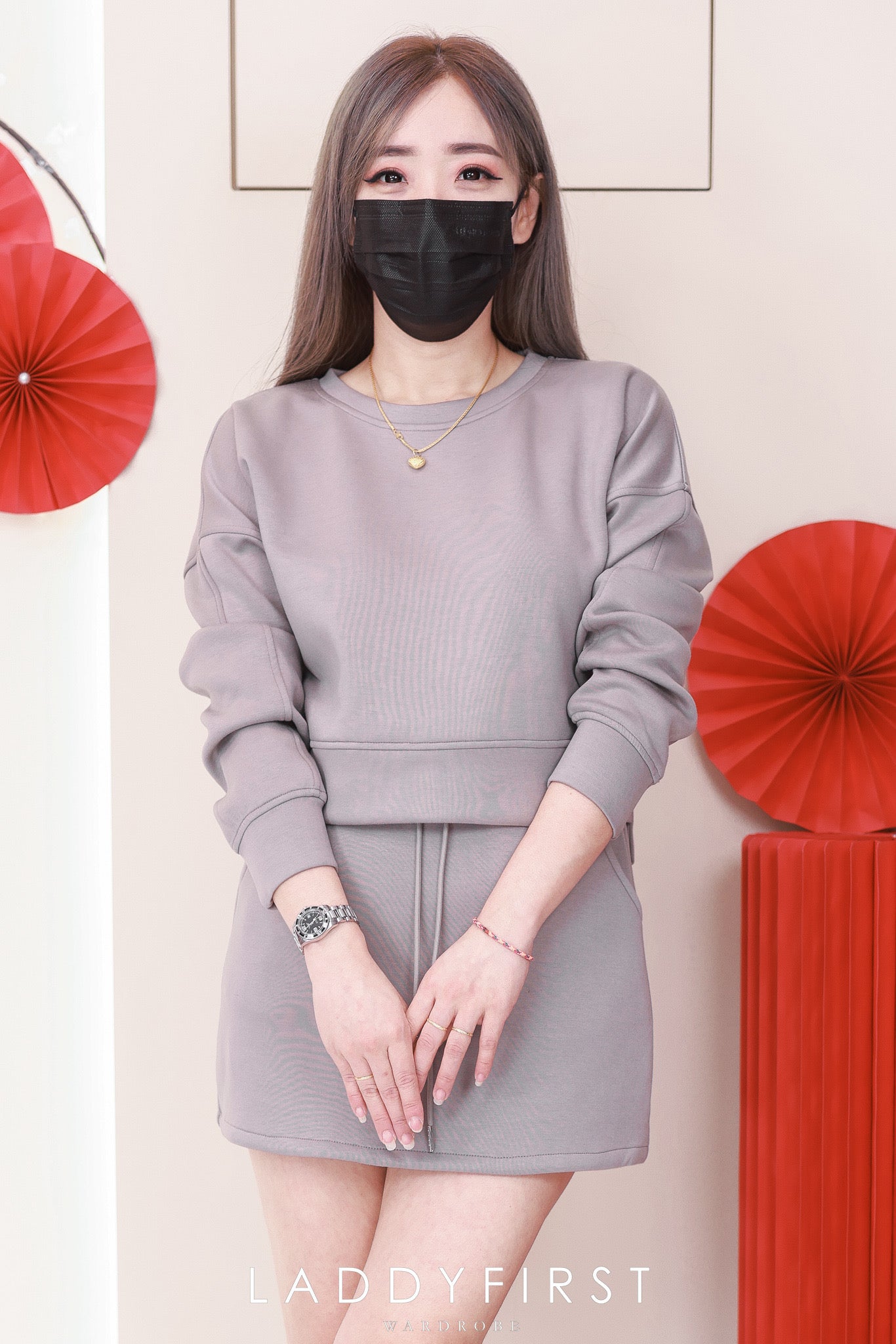 【SS1678】LFW独家爆款高品质两件式冰凉空气棉韩版休闲时尚套装 圆领宽松长袖上衣➕松紧腰弹力A字高腰百搭裙子，内层有里布短裤，有口袋 ❤️❤️