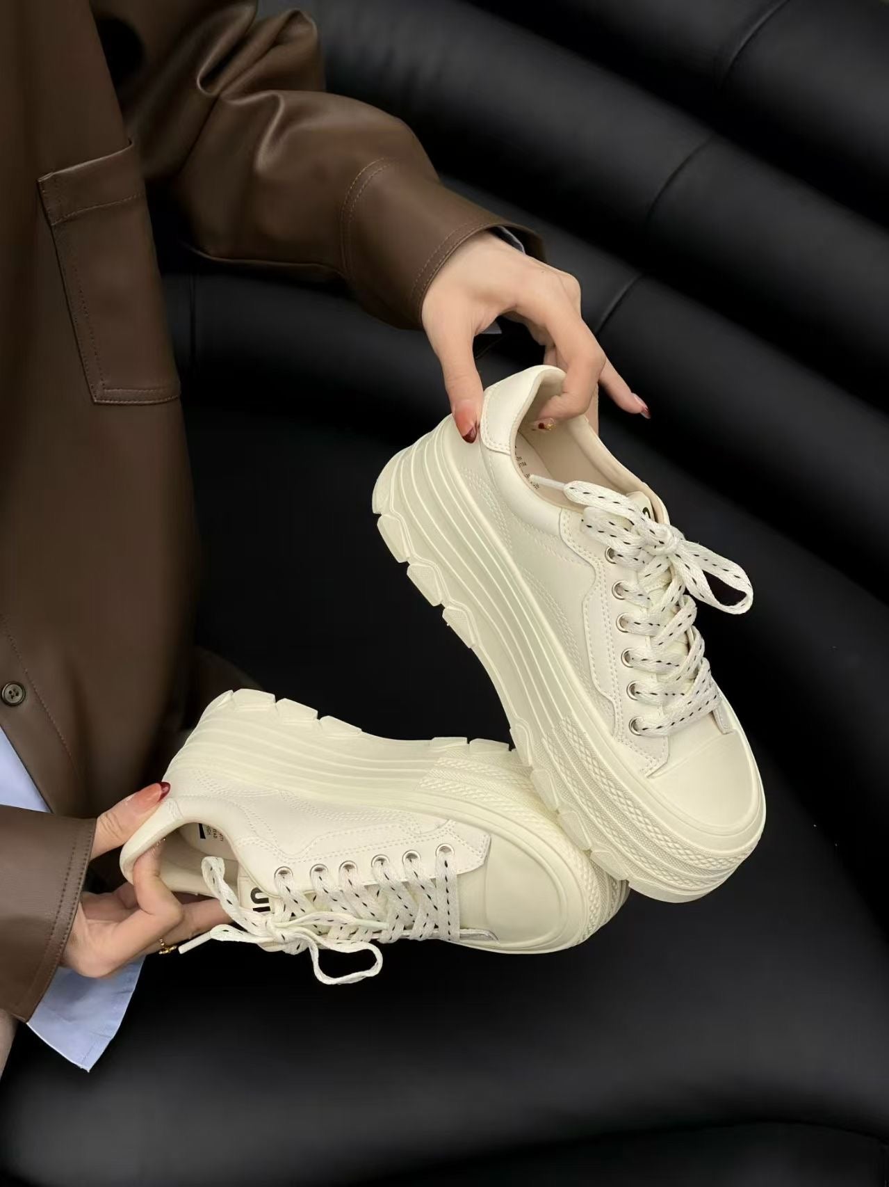 【R7711-1】🔅精选预售款🔅质量韩系街头风复古厚底增高饼干鞋子 ❤️