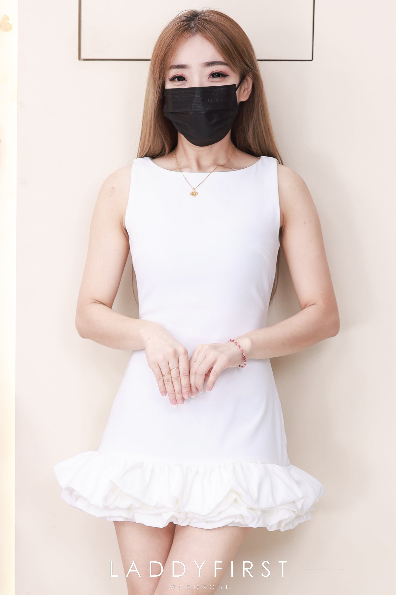 【D8238111】【LFW独家小圆饼】高品质温柔气质显瘦下摆荷叶设计连身裤裙，内层有短裤 ❤️❤️