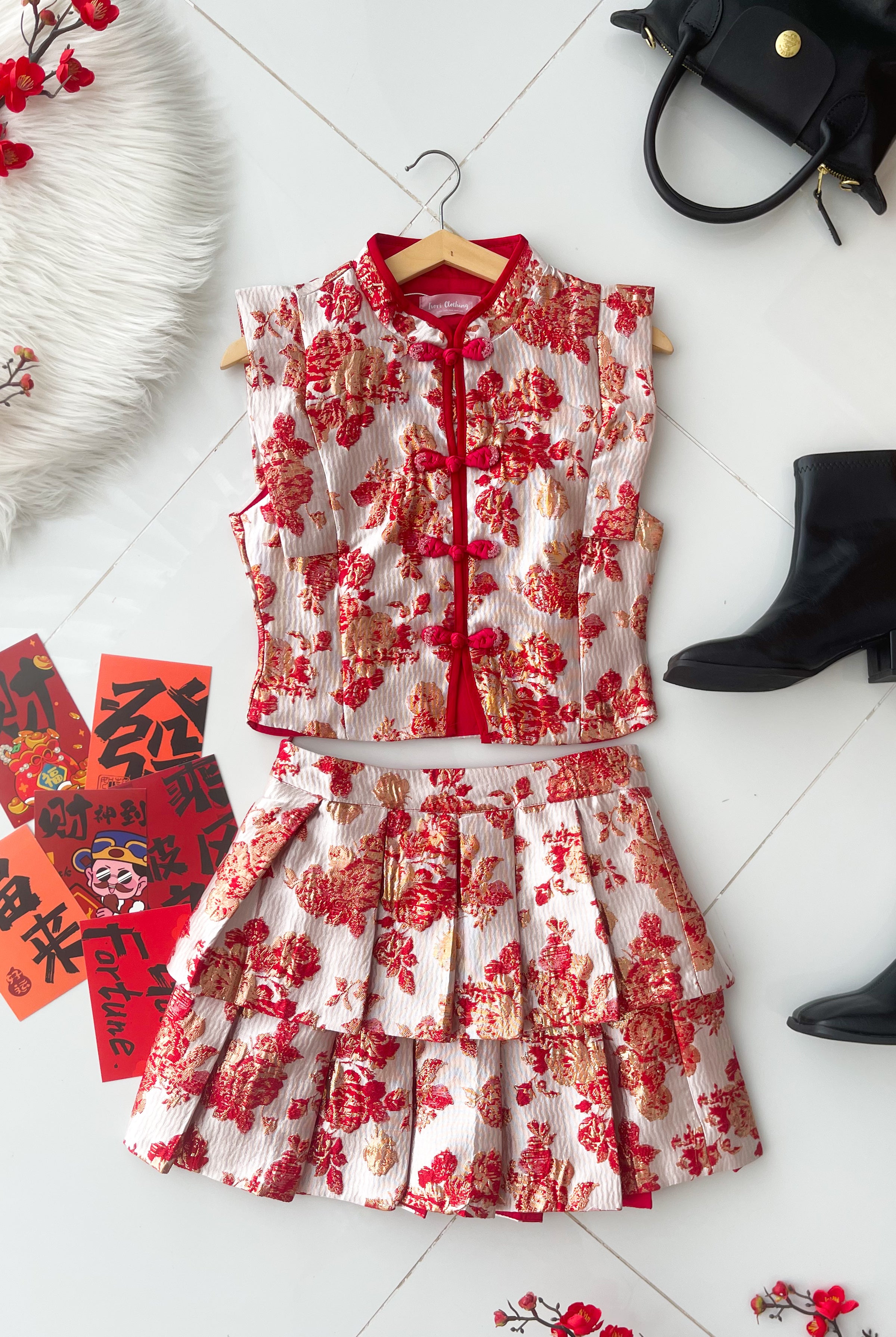 【SS6983】高品质两件式新中式提花旗袍套装 马甲无袖提花旗袍上衣➕提花蛋糕百褶高腰裙子，内层有里布短裤 ❤️❤️