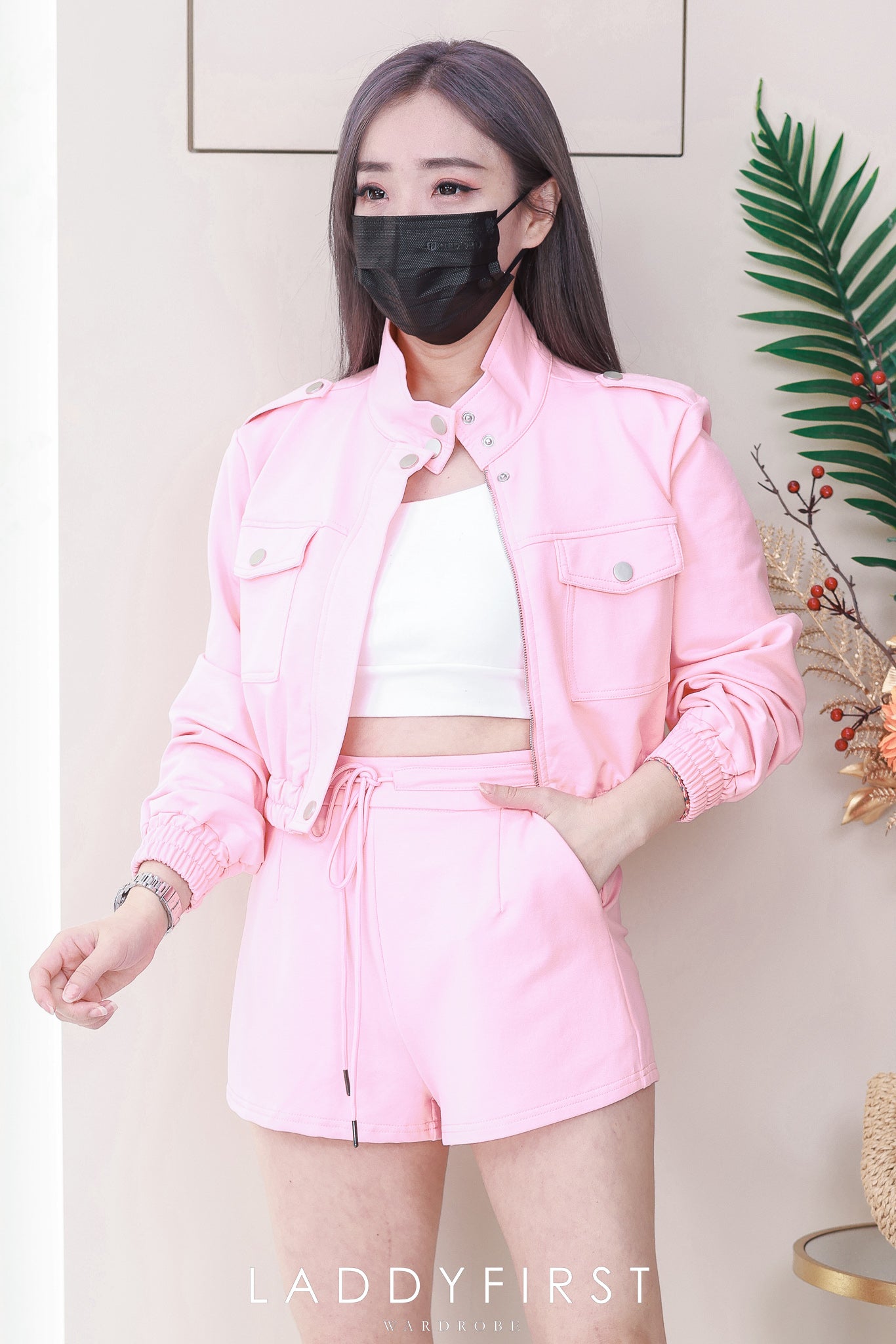 【SS3514】【LFW独家小圆饼】高品质两件式卫衣棉时尚气质休闲百搭套装 翻领长袖上衣/外套➕松紧腰休闲高腰百搭短裤，有口袋 ❤️❤️