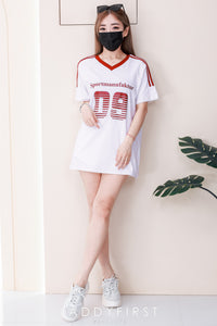 【T14260 / 9062】高品质V领09字母拉线设计纯棉OVERSIZED 上衣 ❤❤ 【B-R2-C4】