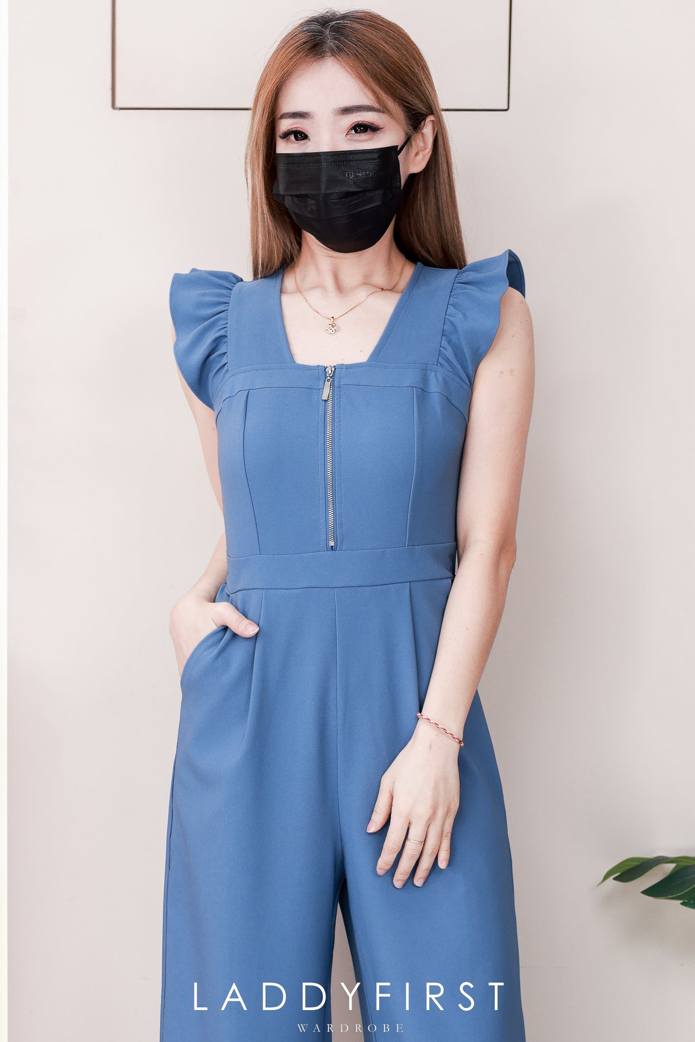 【D22580】高品质无袖荷叶边简约款西装连身长裤，有口袋 ❤❤【B-RU】