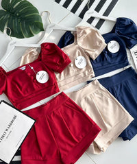 【SS3493】🧧 宠粉福利回馈 🧧【LFW独家小圆饼】高品质两件式简约时尚西装百搭套装 泡泡袖短版时装西装上衣➕西装高腰百搭短裤，有口袋 ❤️❤️