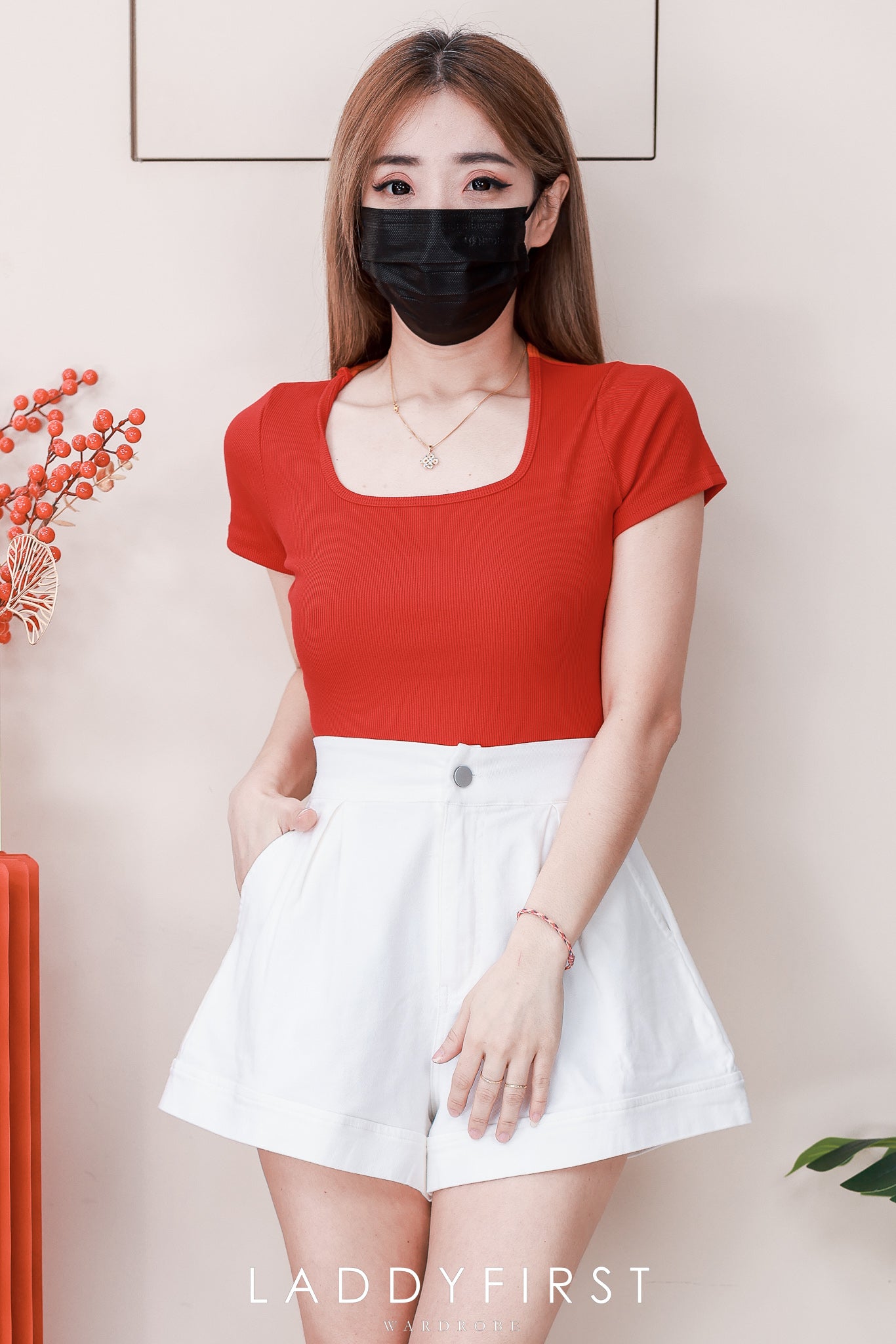 【S82544】高品质极简简约COTTON JEANS牛仔宽腿高腰百搭短裤，后腰伸缩弹力有口袋 ❤️❤️