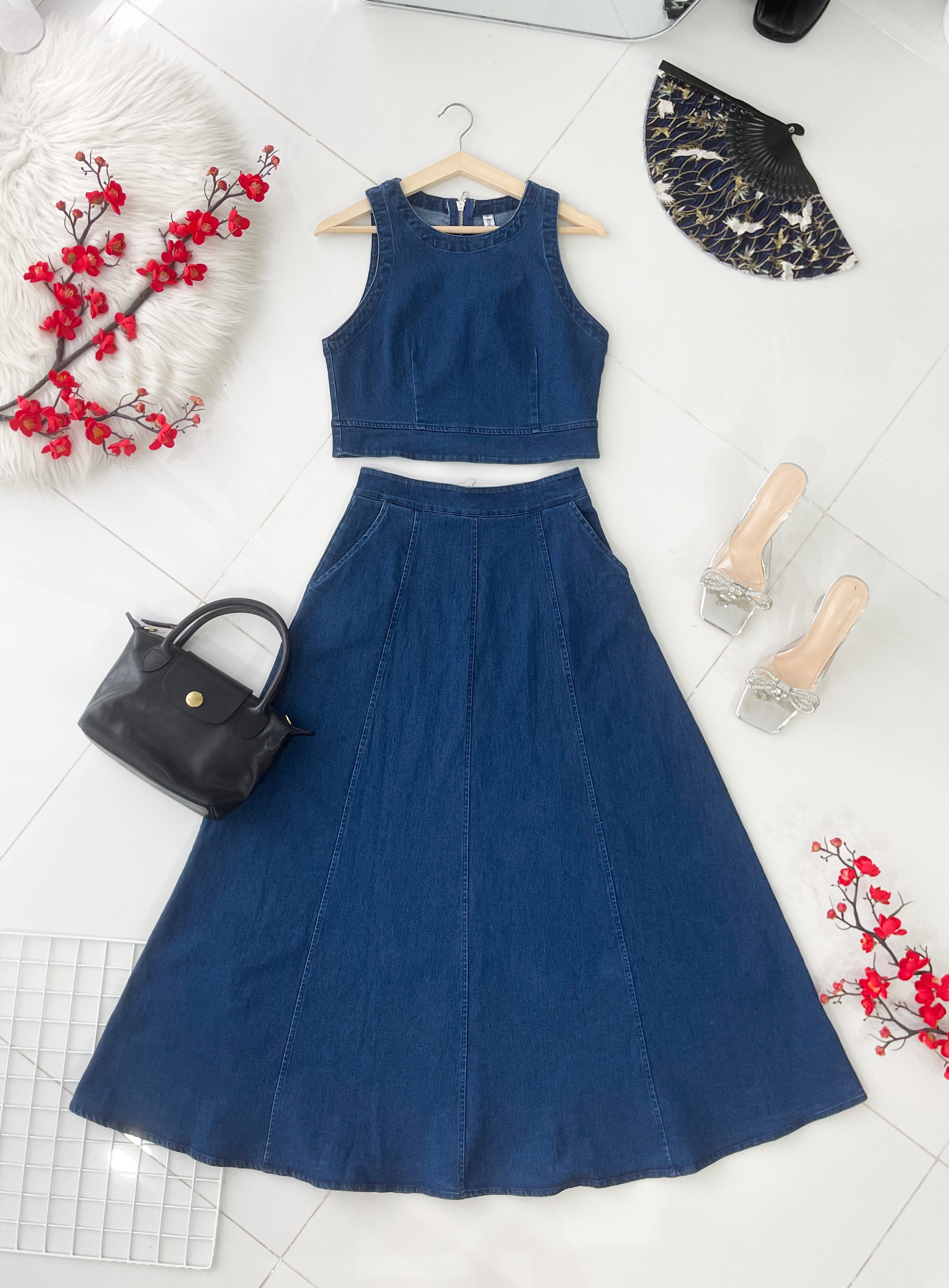 【SS21767 / 19835-1】⚡补货预订款⚡高品质两件式气质感韩系牛仔时尚套装 无袖牛仔短版上衣➕牛仔高腰长裙，有口袋 ❤️❤️