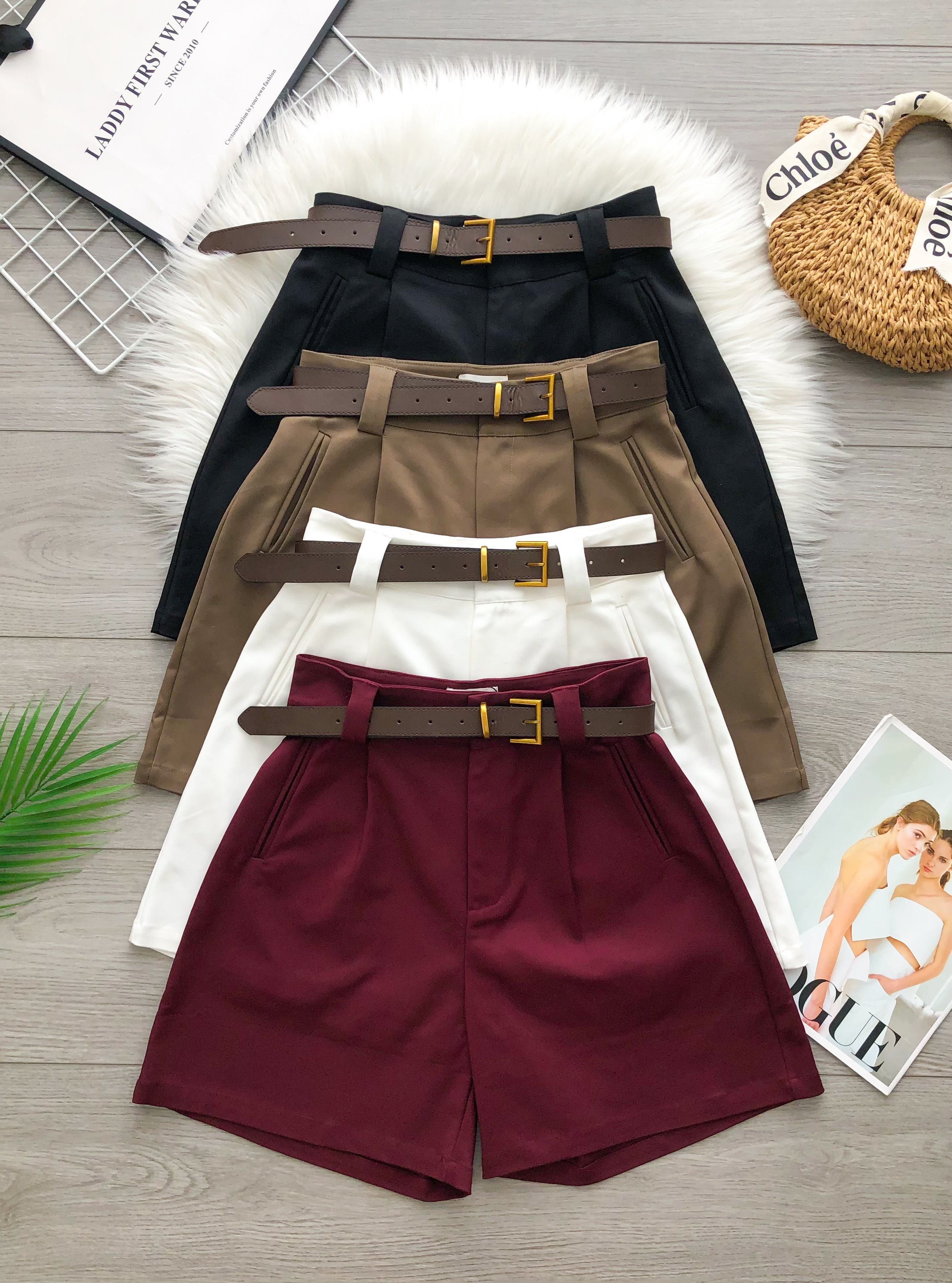 【S2621-1】⚡补货预订款⚡高品质韩系复古风西装四分高腰百搭短裤，搭配配送腰带，有口袋 ❤️❤️