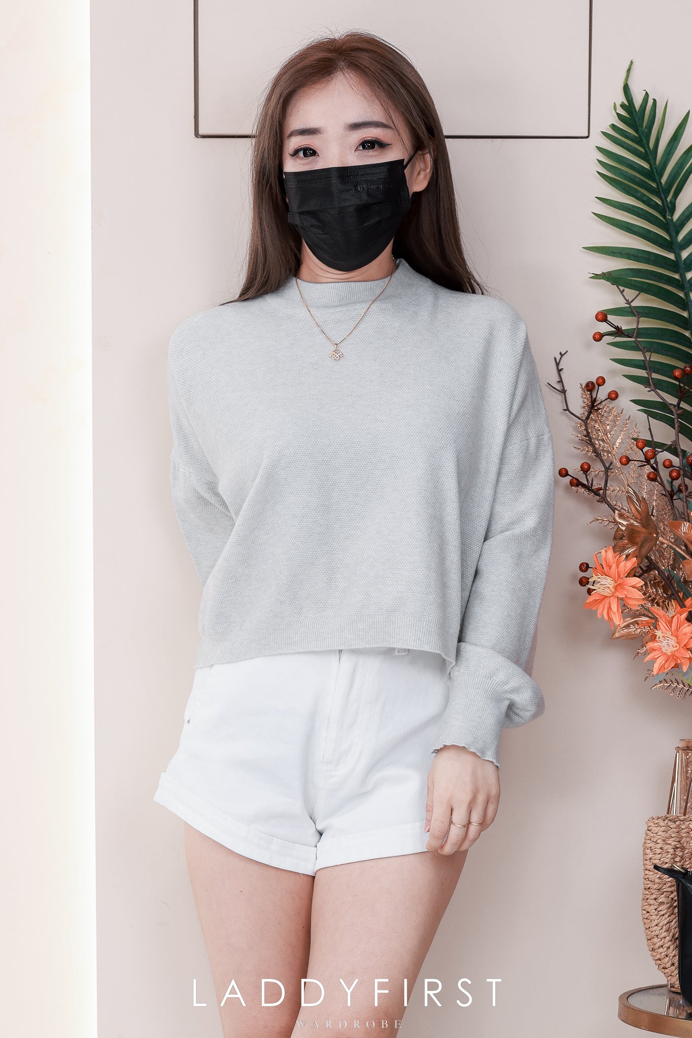 【T82368】高品质韩系款式短版微高领长袖百搭上衣 ❤❤