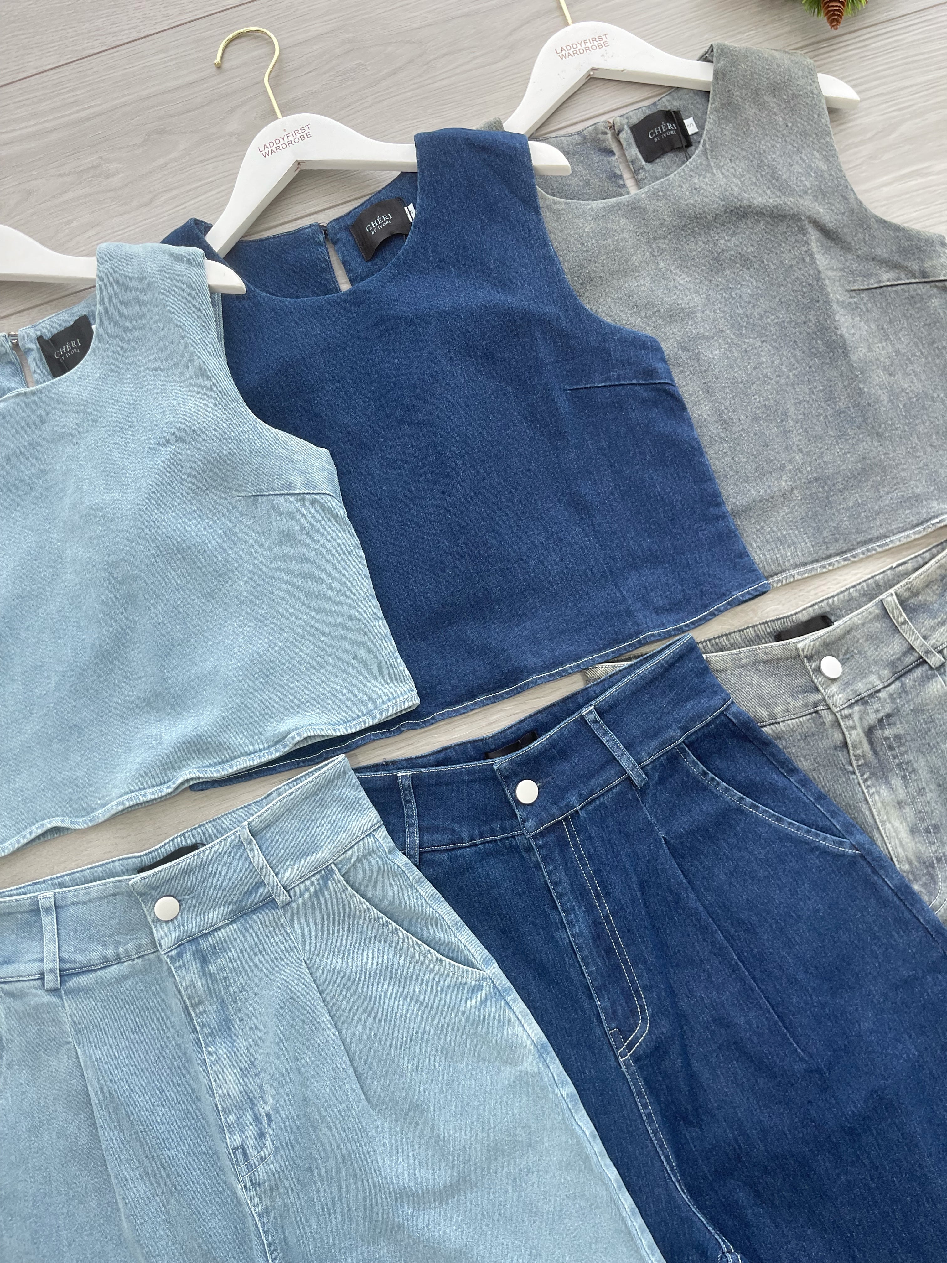 【SS2631】高品质两件式御姐风气质简约牛仔套装 宽松牛仔无袖上衣➕阔脚牛仔高腰百搭短裤，有口袋 ❤️❤️