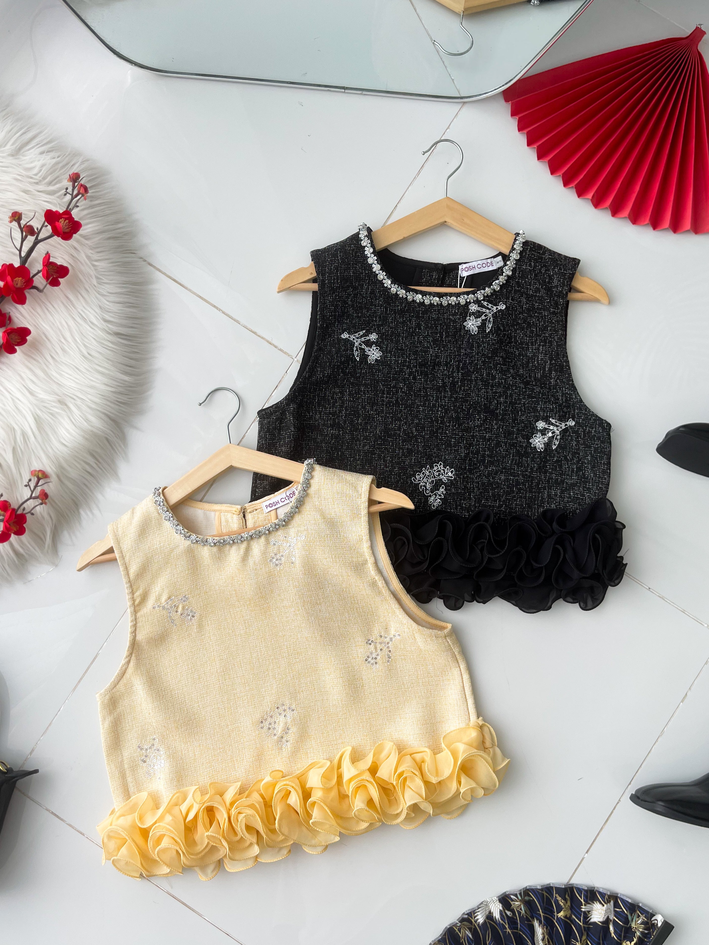 【T14571 / 65238】高品质立体花瓣下摆设计小香风无袖上衣 ❤❤