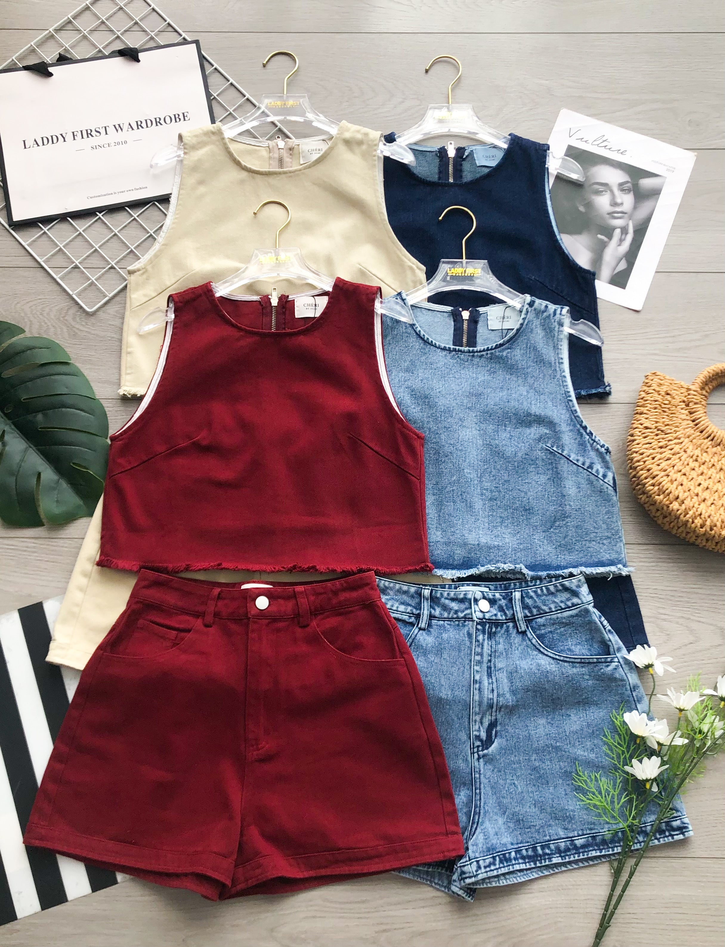 【SS2146】高品质两件式韩式时尚休闲风慵懒牛仔套装 宽松版无袖牛仔上衣➕牛仔高腰百搭短裤，有口袋 ❤️❤️