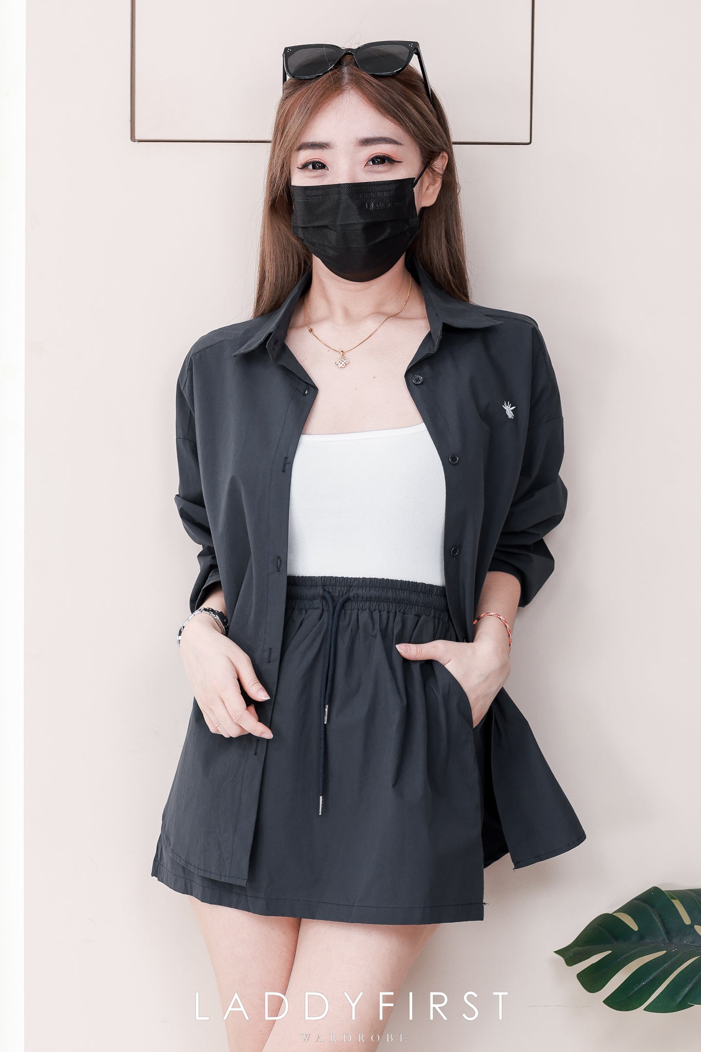 【SS5913-1】⚡补货预定款⚡高品质韩式简约衬衫时尚套装 宽松大版翻领长袖上衣➕松紧腰弹力高腰百搭裙子，内层有里布短裤，有口袋❤️❤️