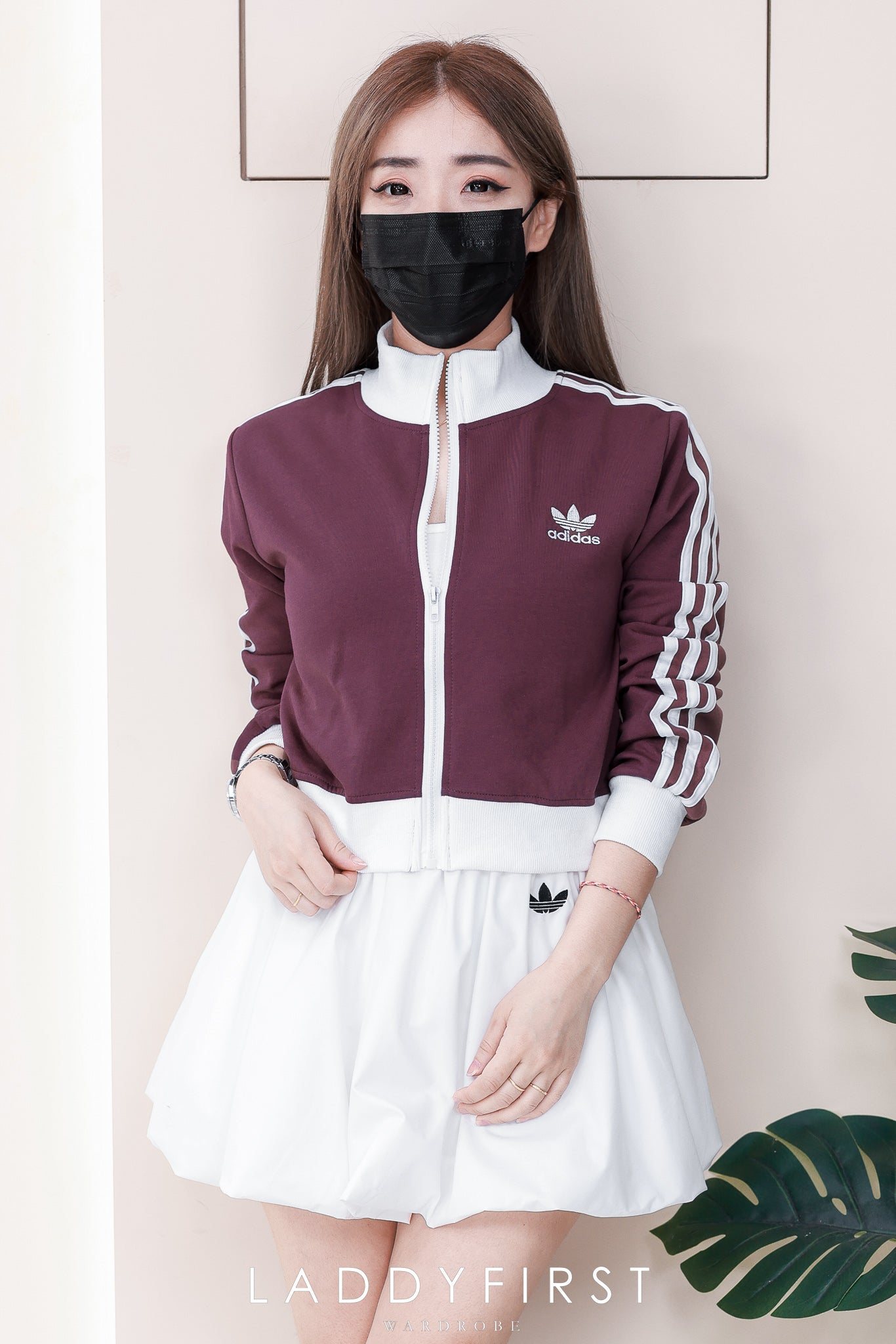 【SS21682 / 3394】高品质两件式刺绣adidas运动风时尚套装 撞色长袖卫衣外套➕松紧腰弹力百褶花苞裙子，内层有里布短裤 ❤️❤️