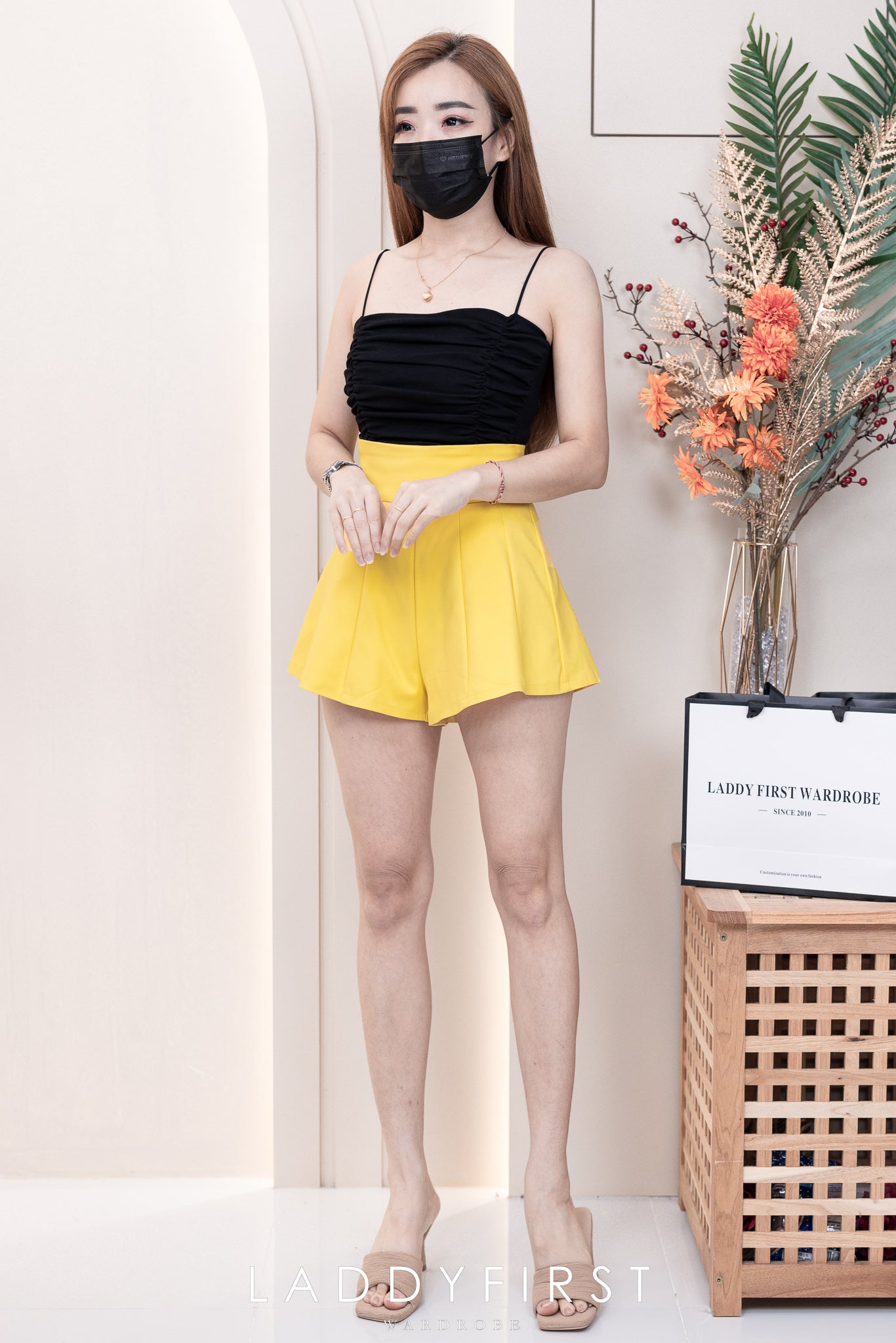 【S3380】【LFW独家小圆饼】高品质阔腿蓬蓬百褶显腰西装高腰百搭短裤，内层包臀防走光里布短裤 ❤️❤️