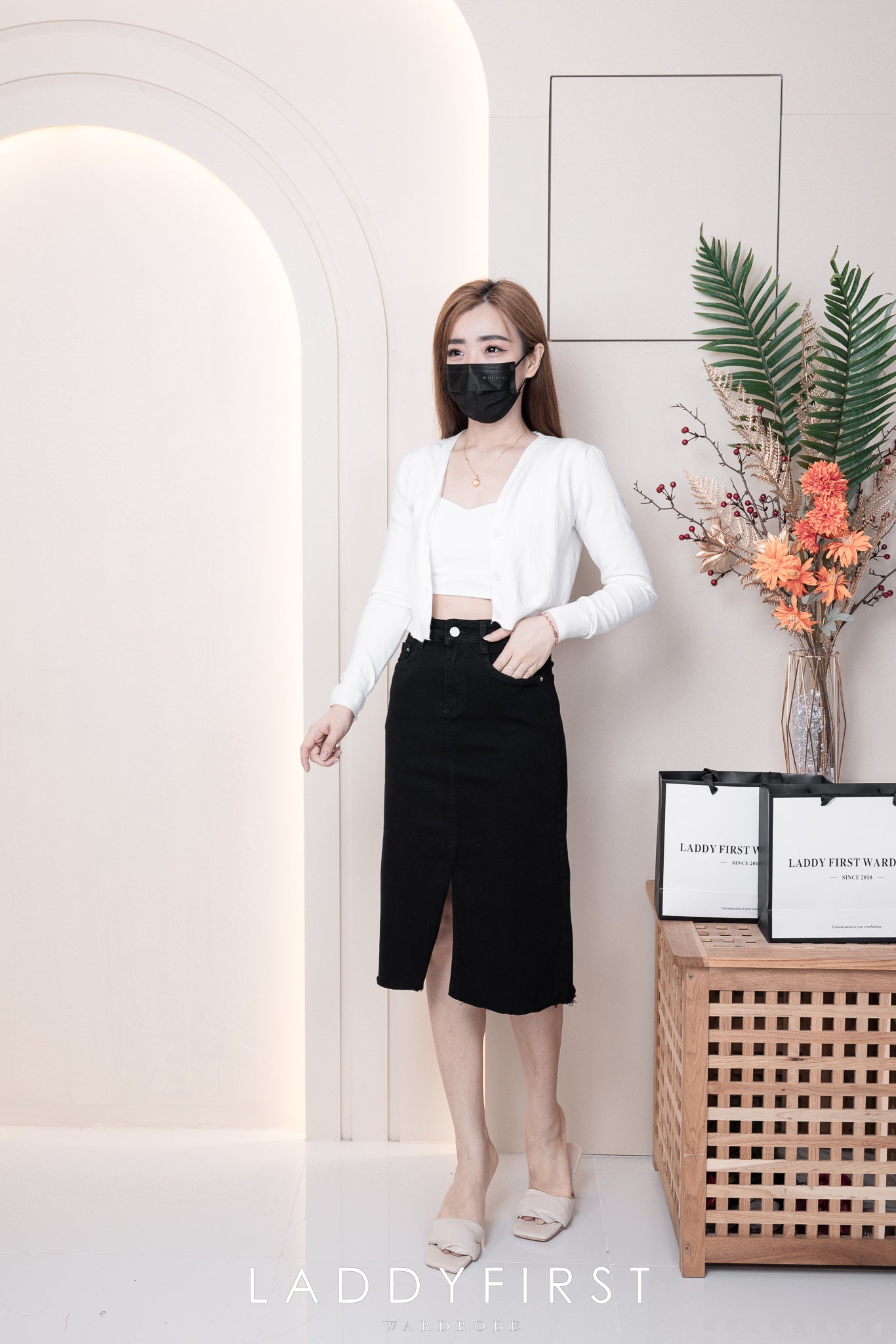 【L765】高品质COTTON JEANS牛仔弹力韩版七分高腰开叉裙子，有口袋 ❤️❤️