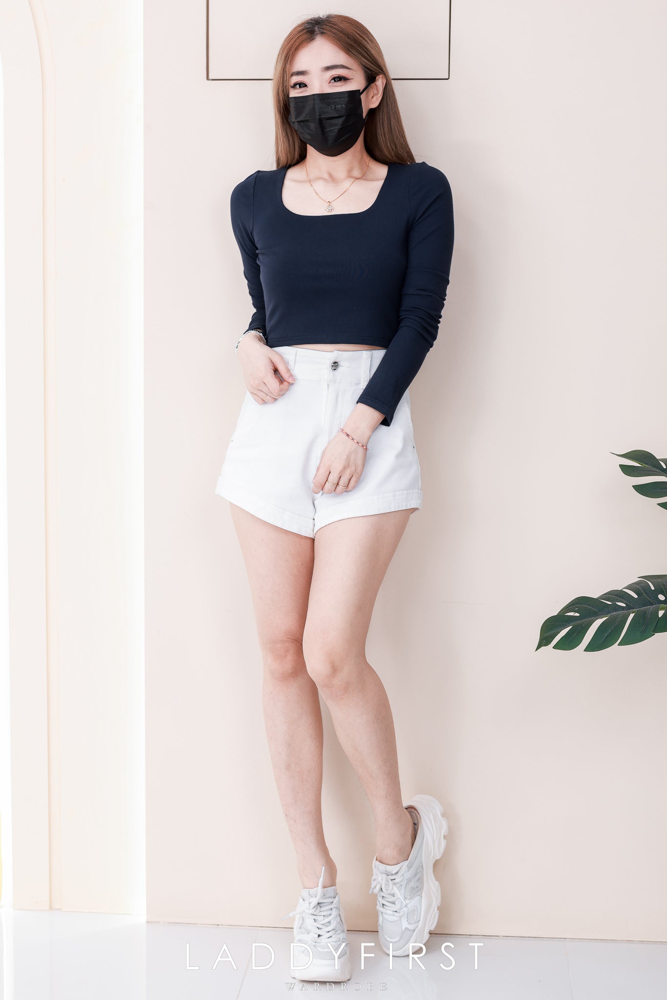 【T82654】高品质前双层纯棉弹力方领短版长袖百搭上衣 ❤❤