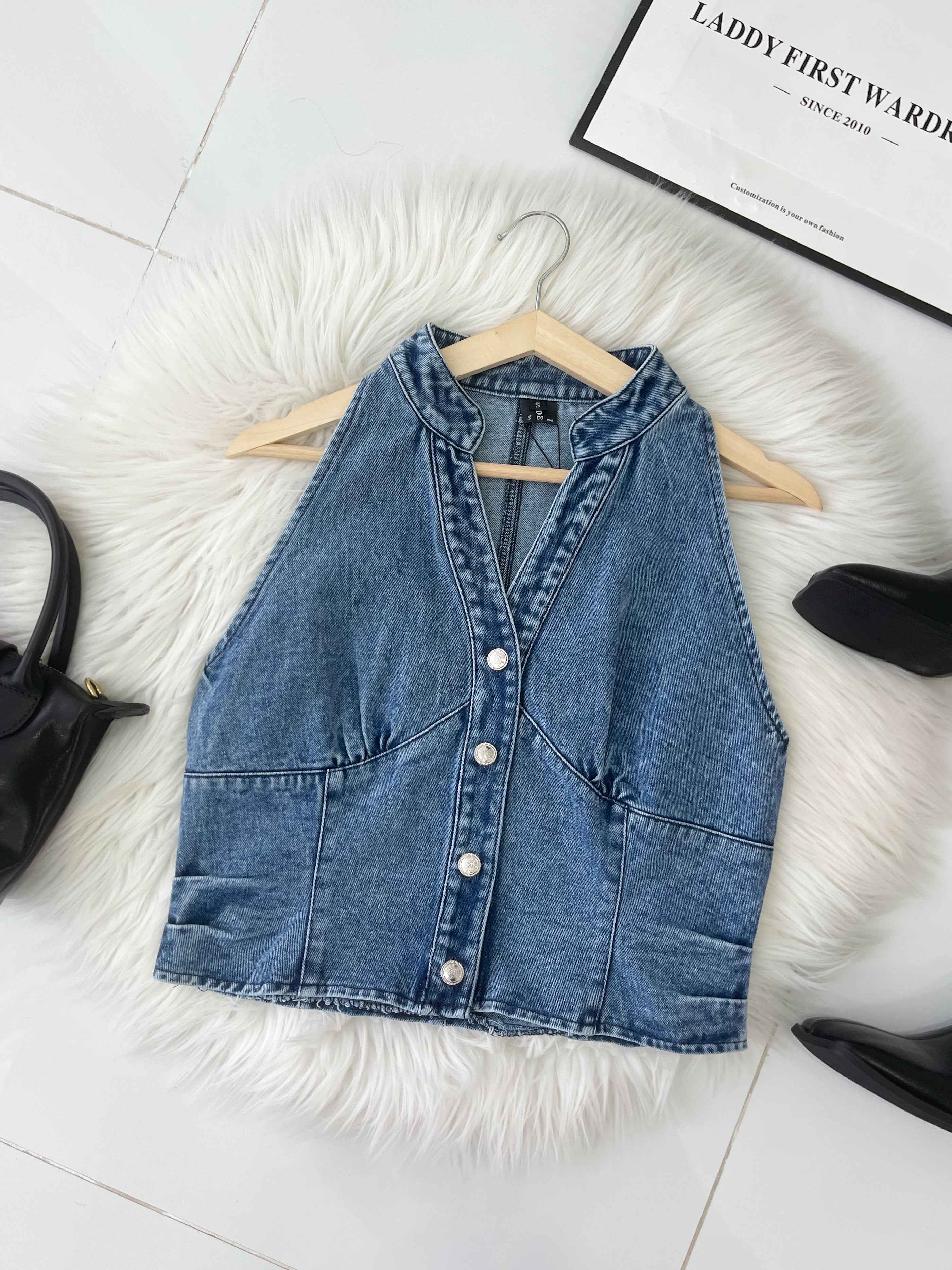 【T6900】高品质欧美御姐风挂脖显锁骨削肩牛仔上衣 ❤❤