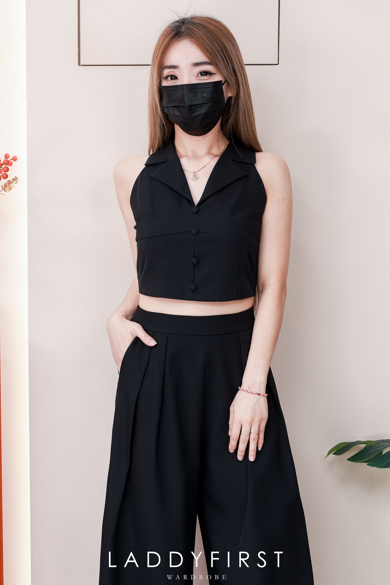 【SS98771】高品质两件式御姐风西装套装 翻领CUT in上衣➕阔脚西装高腰百搭长裤，有口袋 ❤️❤️【A-R1-C6】