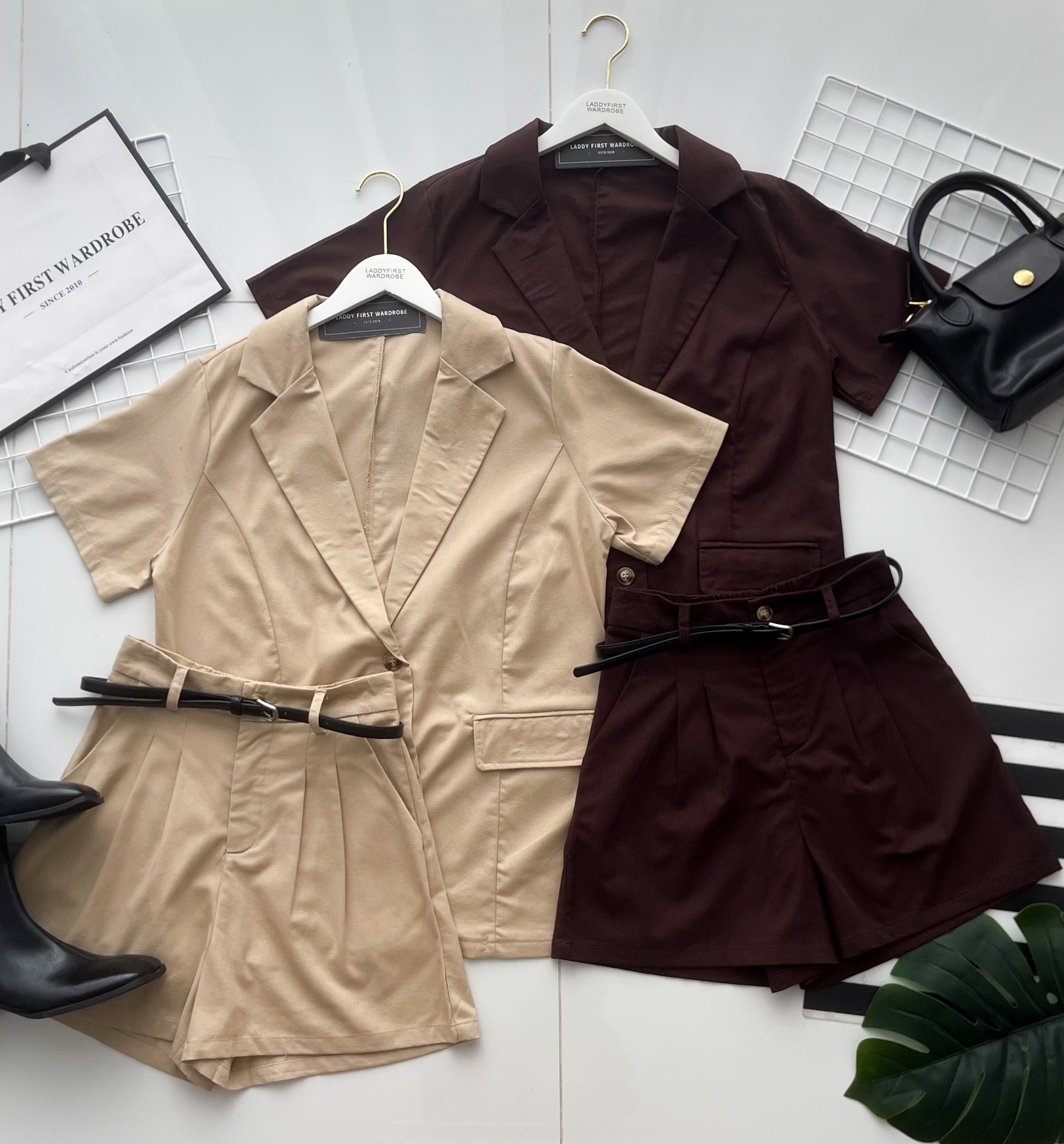 【SS82810】高品质韩系气质感棉麻西装套装 宽松大版型翻领上衣/外套➕四分高腰百搭短裤，有口袋，附送腰带 ❤️❤️