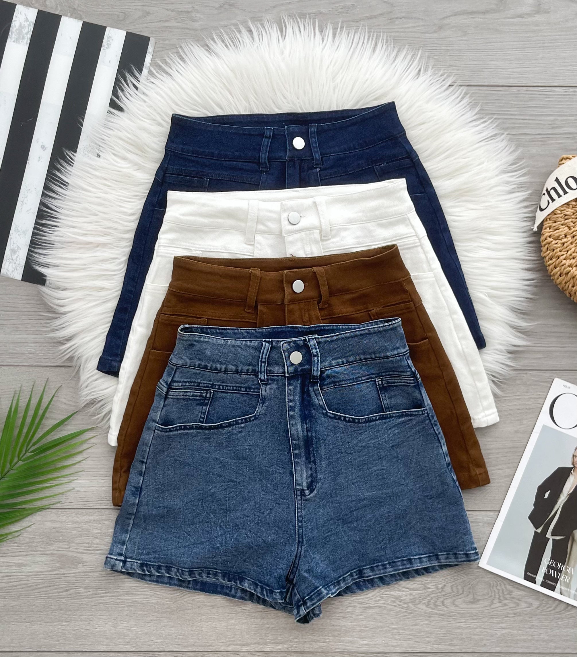 【S82593】【补厂家现货⚡⚡】高品质COTTON JEANS简约时尚牛仔高腰百搭短裤，有口袋 ❤️❤️