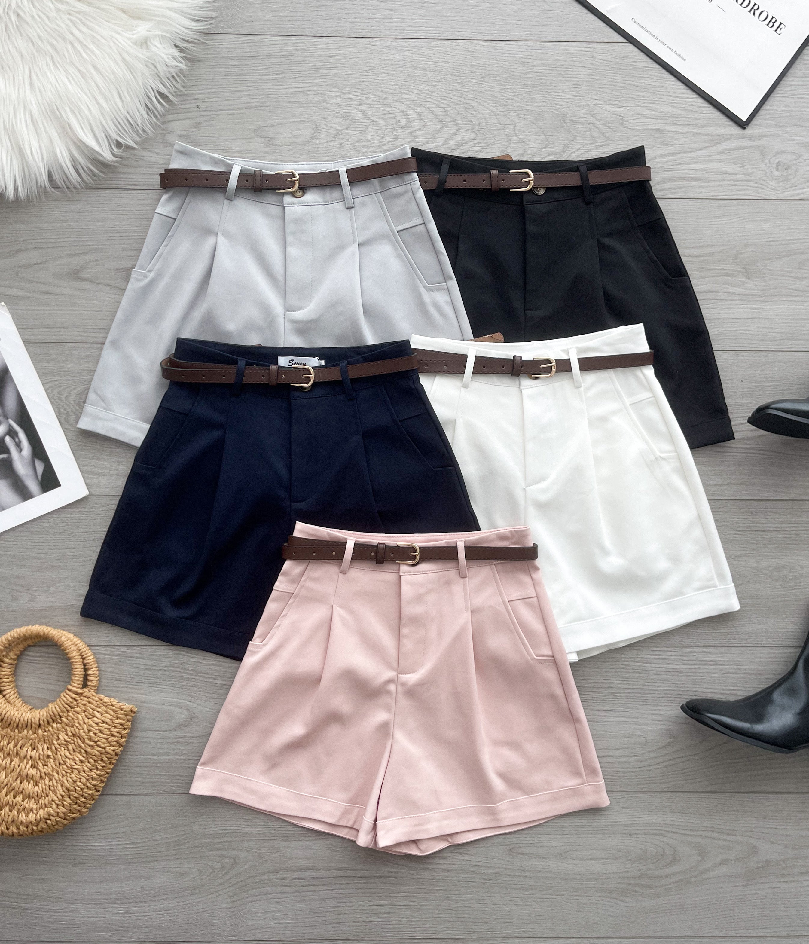 【S82532】高品质简约时尚西装高腰显瘦百搭短裤，搭配附送腰带，有口袋 ❤️❤️