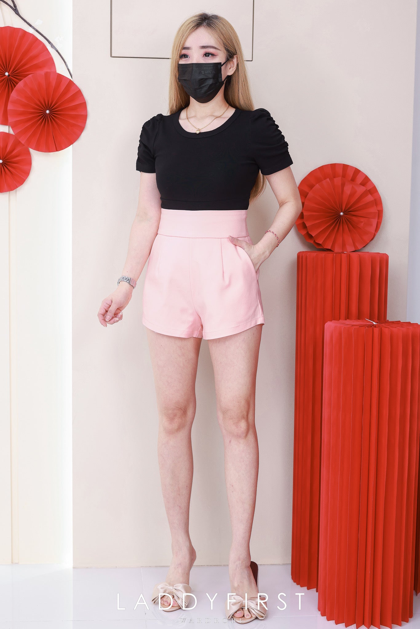 【S68210】LFW独家爆款【万能姐姐】高品质万能系列休闲简约日常百搭款西装高腰短裤，有口袋 #人人必入手 #必备百搭款 #高腰显瘦 ❤️❤️ 【C-R2-C6】