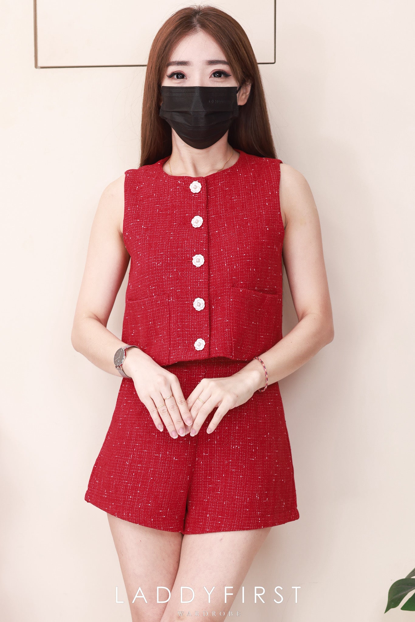【SS3549】【LFW独家小圆饼】高品质两件式高级感气质小香风时尚套装 小香风无袖上衣➕小香风高腰百搭短裤，有口袋 ❤️❤️【F-R1-C5】