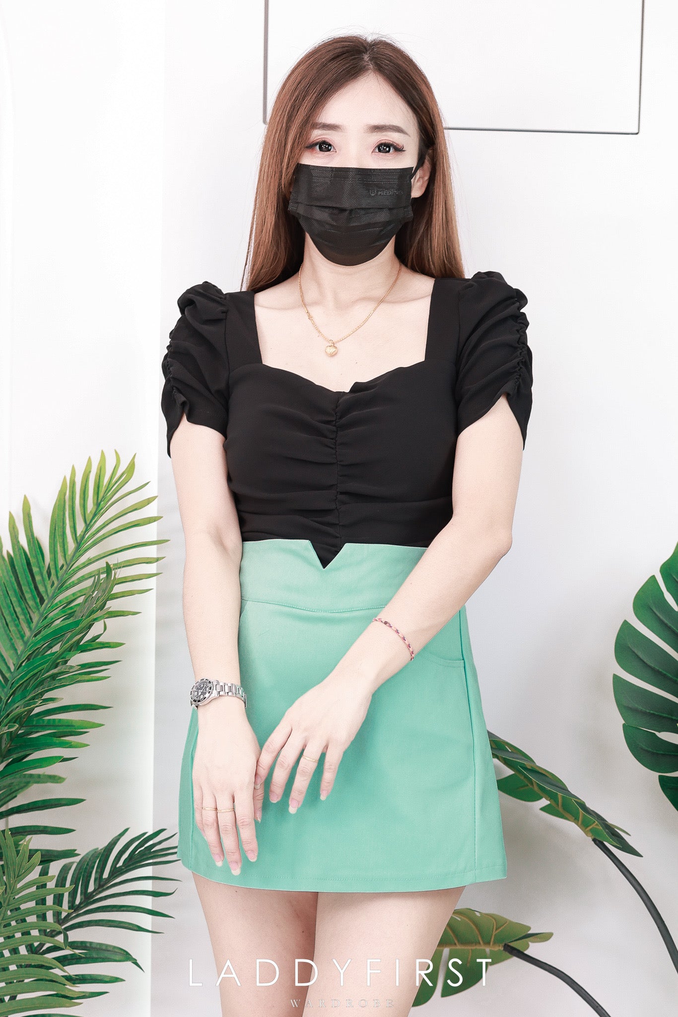 【S7523】【网站福利款✨】独家爆款小V设计西装高腰百搭裤裙，前裙后裤，有口袋