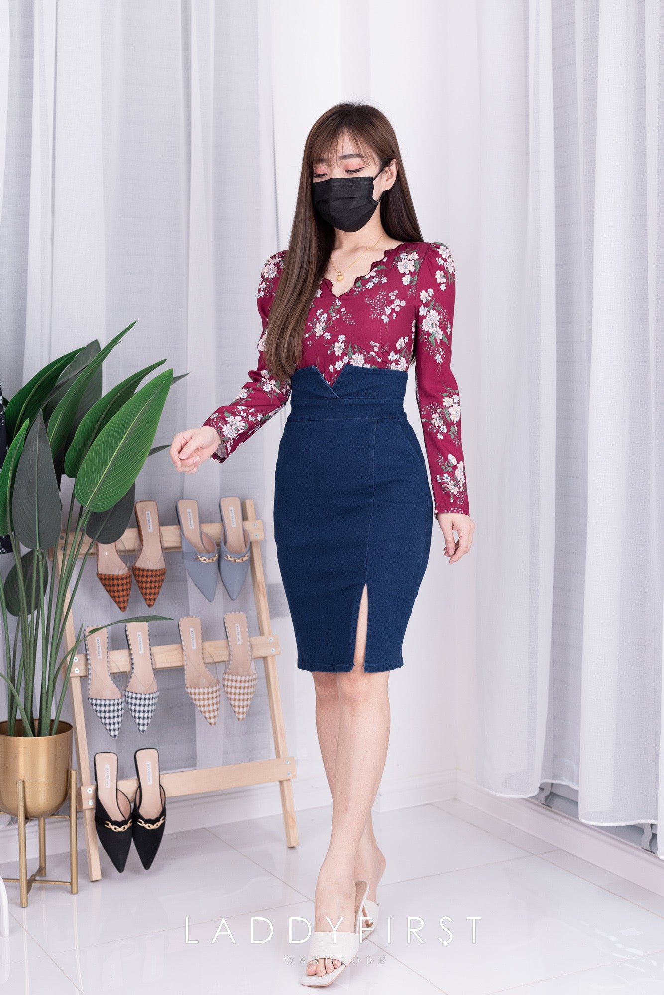 【D210180】【网站福利款✨】独家新品缎面碎花长袖上衣拼接牛仔开叉连身裙子，有口袋
