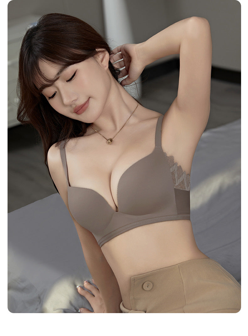 【A9011】🌟现货🌟 巨好穿 ! 巨推荐 ! 肩带可调节可拆除无痕内衣❤❤