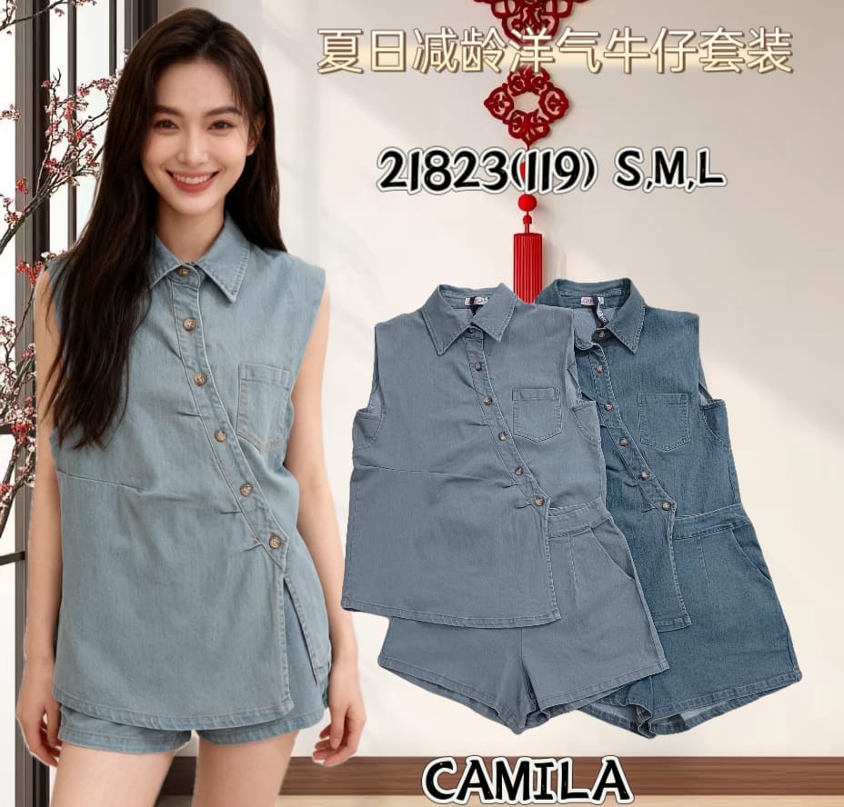 【SS21823 / 16972】高品质两件式夏日减龄洋气牛仔套装 翻领宽松版牛仔上衣➕牛仔高腰百搭短裤，有口袋 ❤️❤️