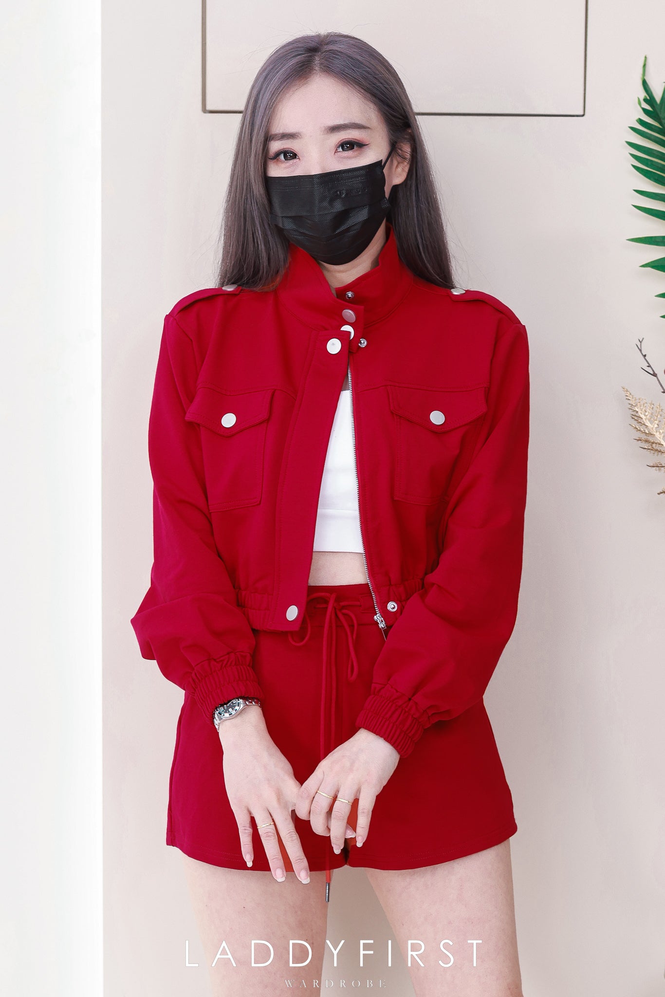 【SS3514】【LFW独家小圆饼】高品质两件式卫衣棉时尚气质休闲百搭套装 翻领长袖上衣/外套➕松紧腰休闲高腰百搭短裤，有口袋 ❤️❤️