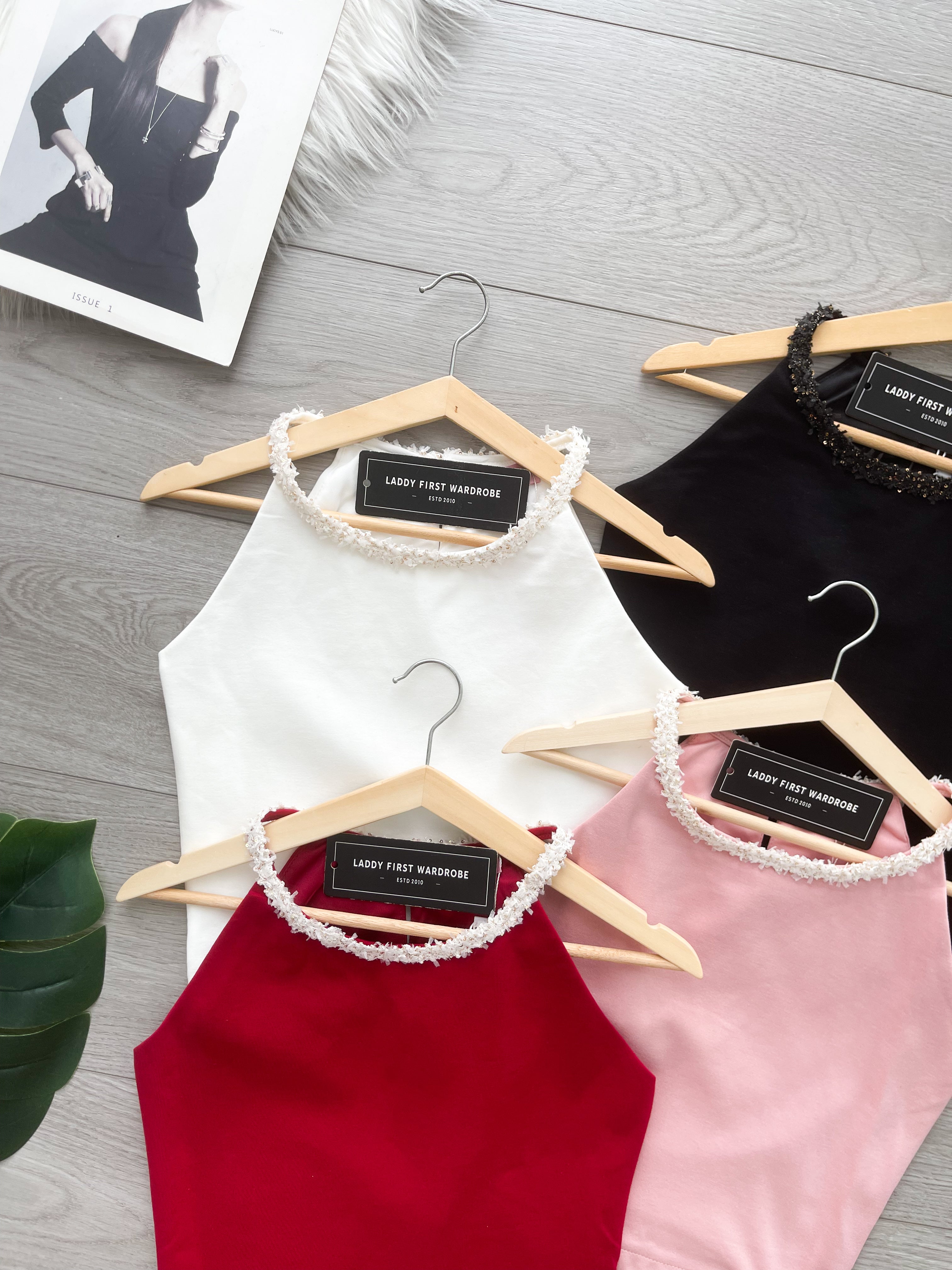 【T6879】高品质罗马拼接小香风领口无袖上衣 ❤❤