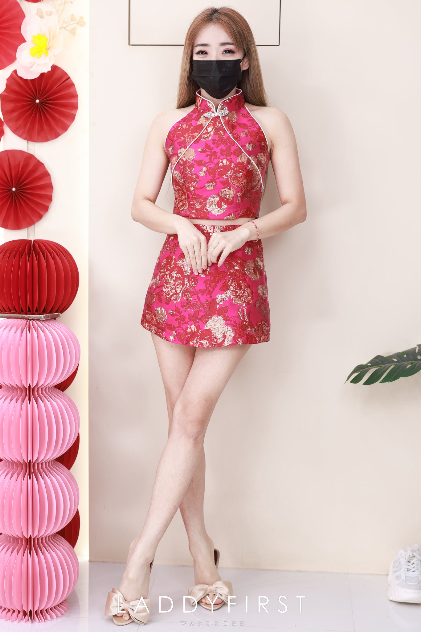 【SS8238802】【LFW独家小圆饼】高品质两件式高端气质金线浮雕提花旗袍套装 CUT IN无袖旗袍上衣➕提花高腰裤裙 ❤️❤️