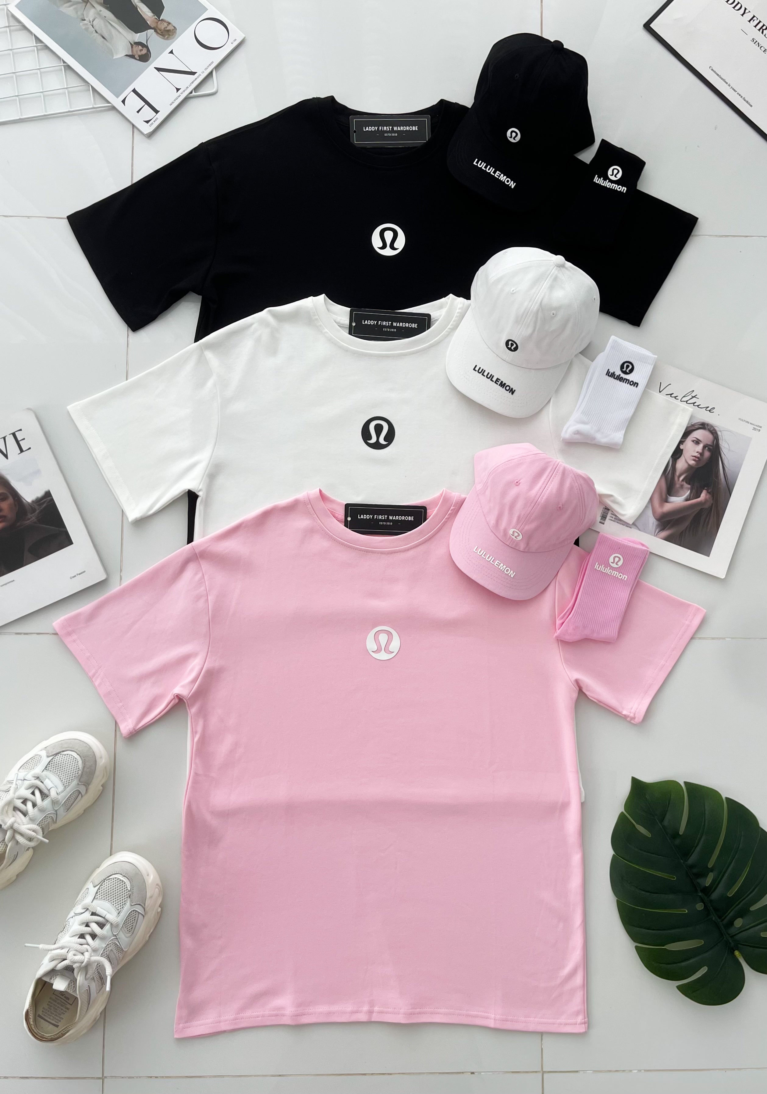 【O1167】高品质三件套男女同款纯棉Oversized 潮流时尚上衣 ❤️❤️ 上衣👕➕帽子🧢➕袜子🧦