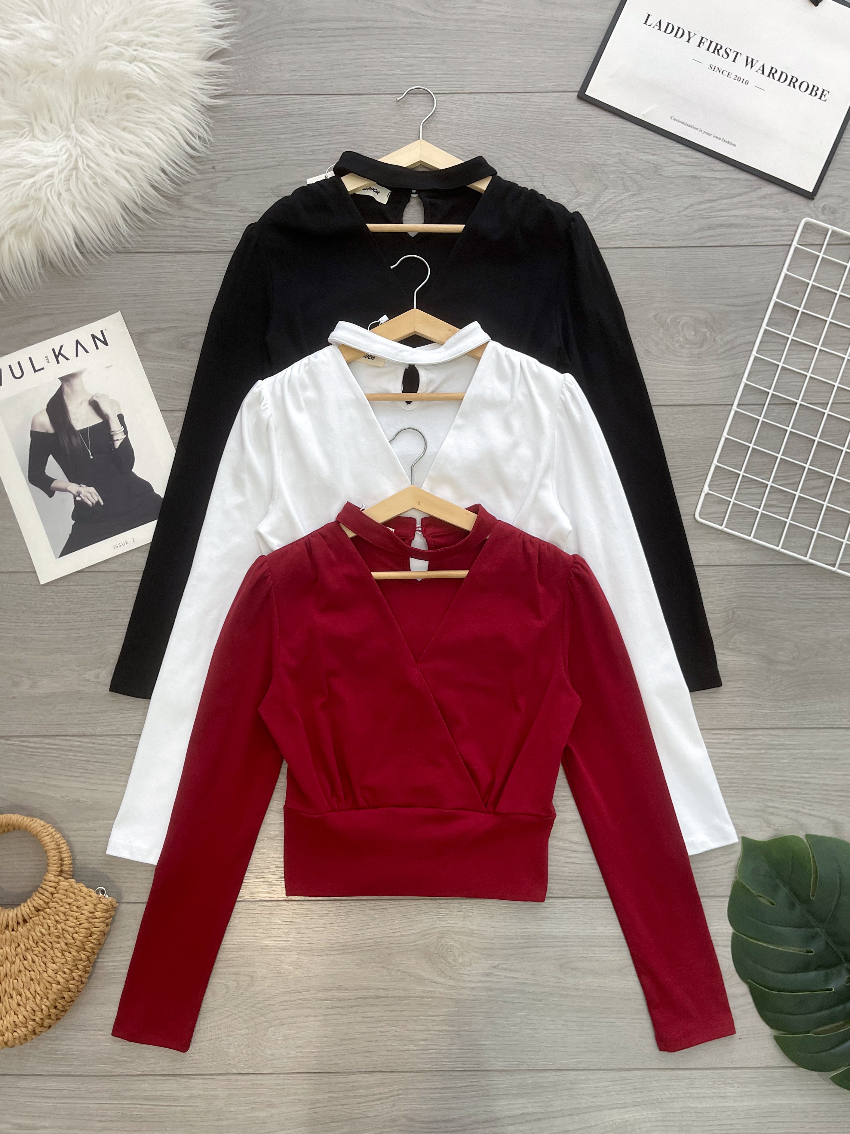 【T82767】高品质纯棉弹力V领挂脖长袖百搭上衣 ❤❤