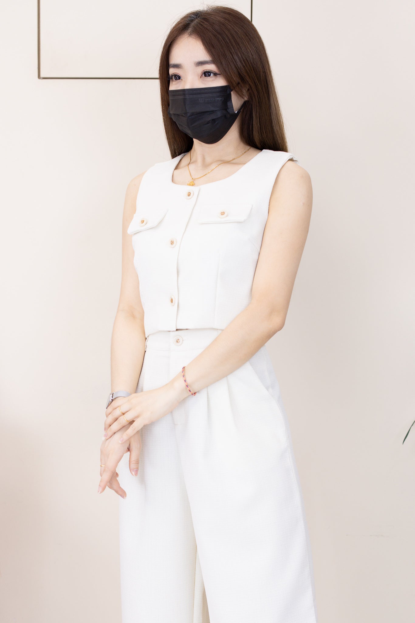 【SS21855 / 18678】高品质欧美式高级感小香风时尚套装 翻领无袖小香风上衣➕小香风阔脚高腰长裤，后副有伸缩弹力有口袋 ❤️❤️【D-R1-C1】