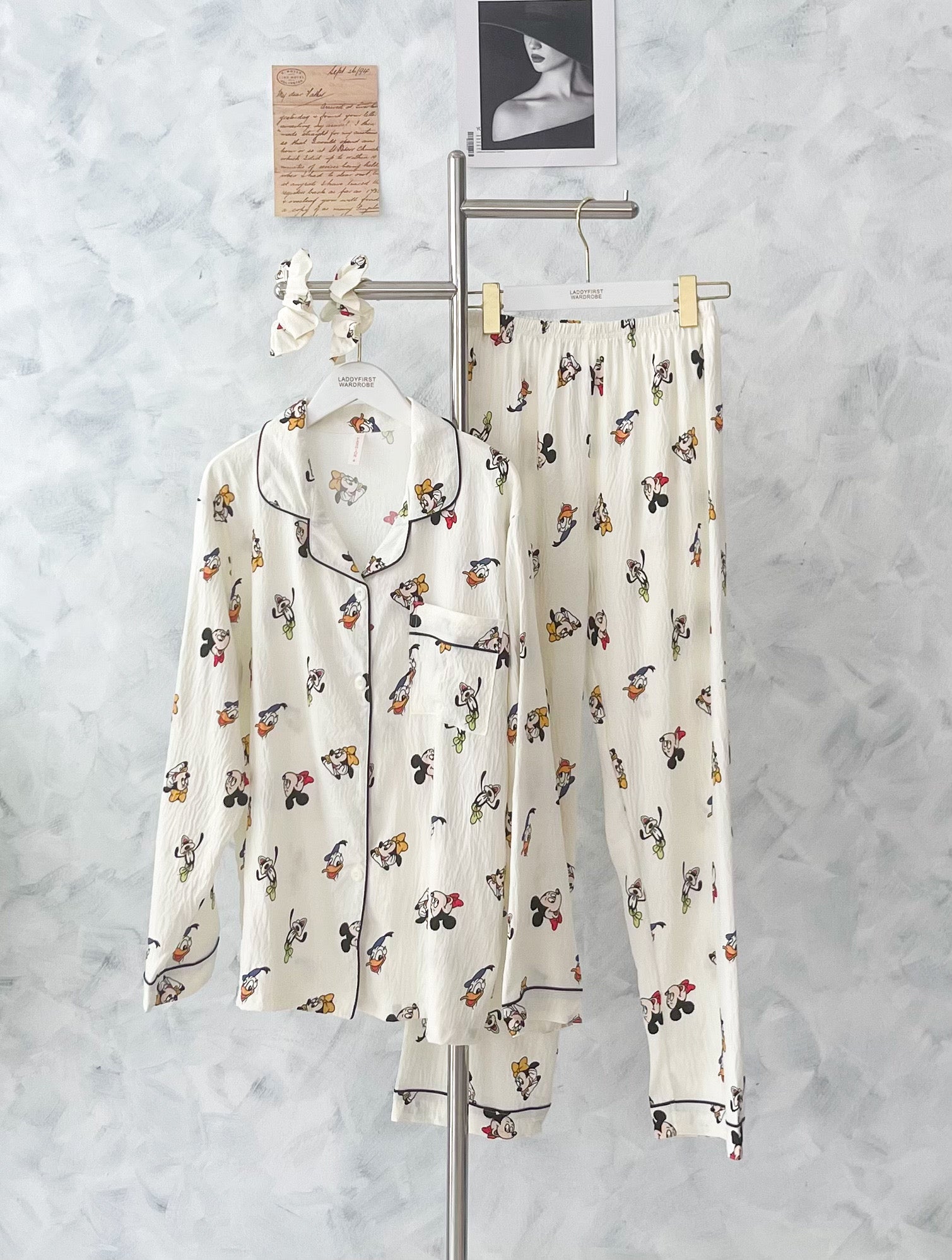 【SW8809】高品质两件式MICKEY MOUSE 图案睡衣套装 长袖上衣➕长裤❤️❤️