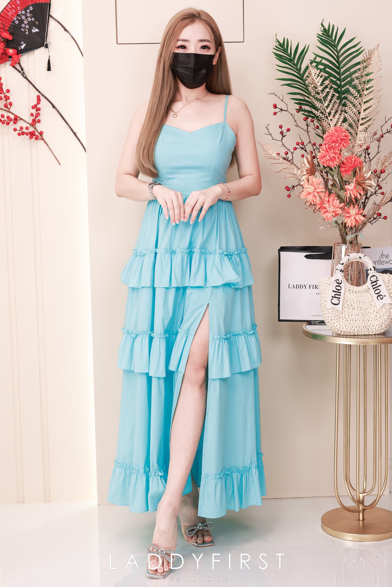 【D38439】【网站福利款✨】独家爆款高品质无袖自调肩带仙气温柔风层次蛋糕连身裙子，侧边开叉设计 ❤️❤️ 【B-R1-C6】