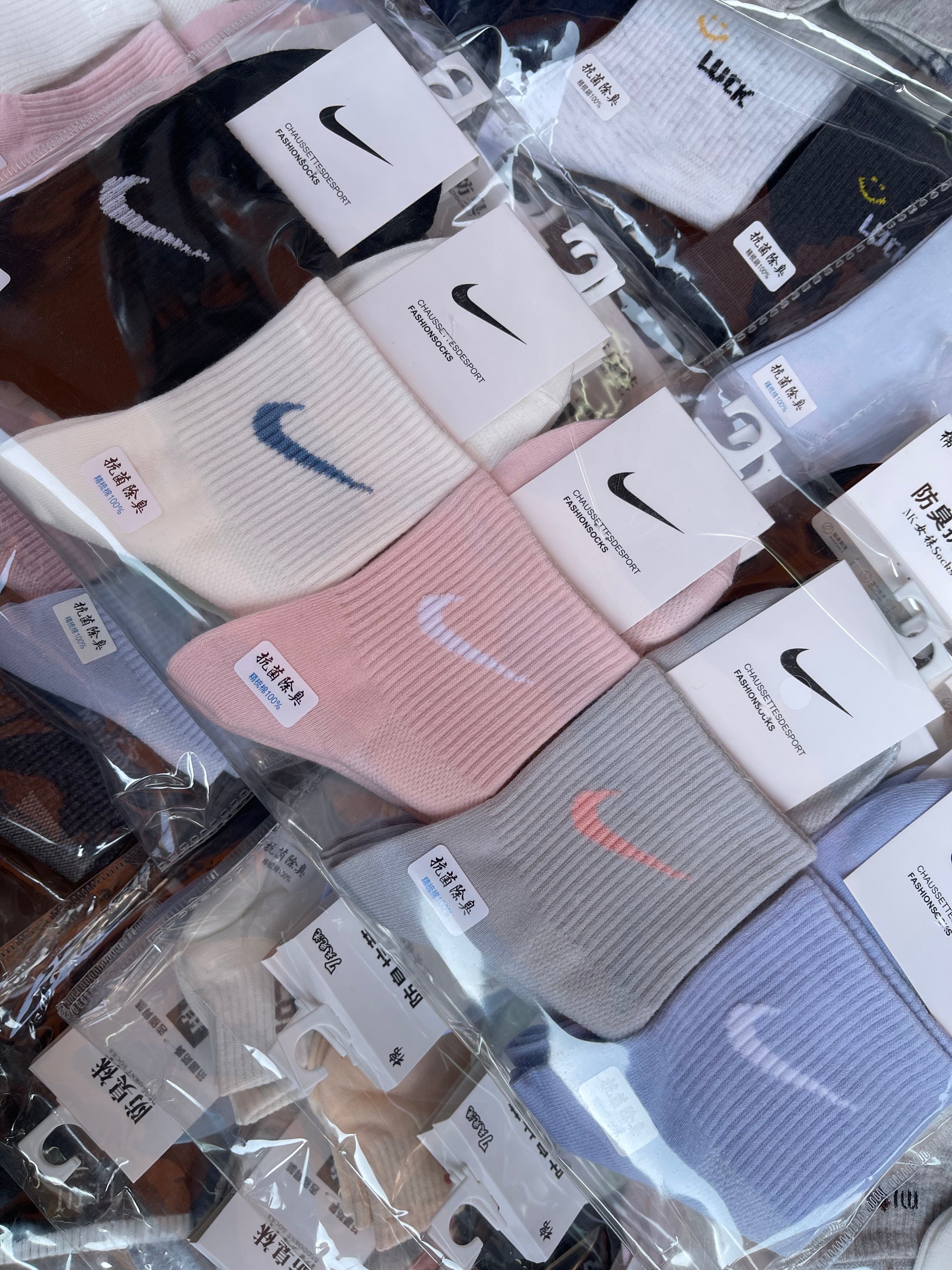【P7239】✨现货✨ 高颜值防臭抗菌百搭袜子 🧦