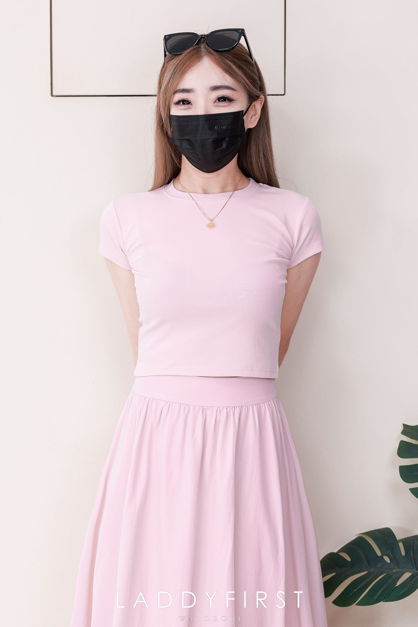 【SS98558】高品质两件式简约时尚套装 纯棉百搭上衣➕高腰半身花苞裙子 #背面腰节松紧腰 ❤️❤️